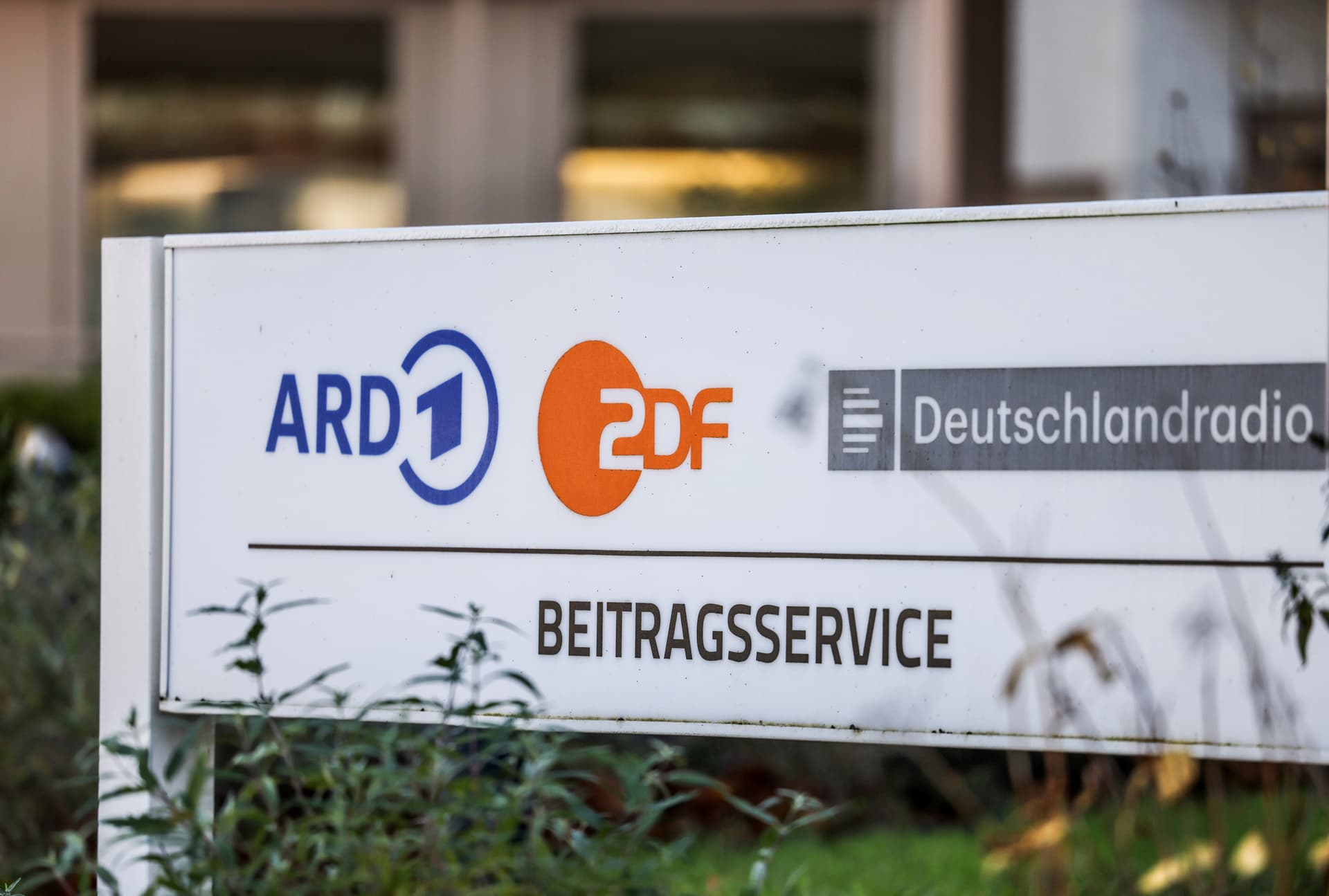 Sender zusammenlegen und Funk zu Neutralität verpflichten: So will die CDU ARD & ZDF zurechtstutzen