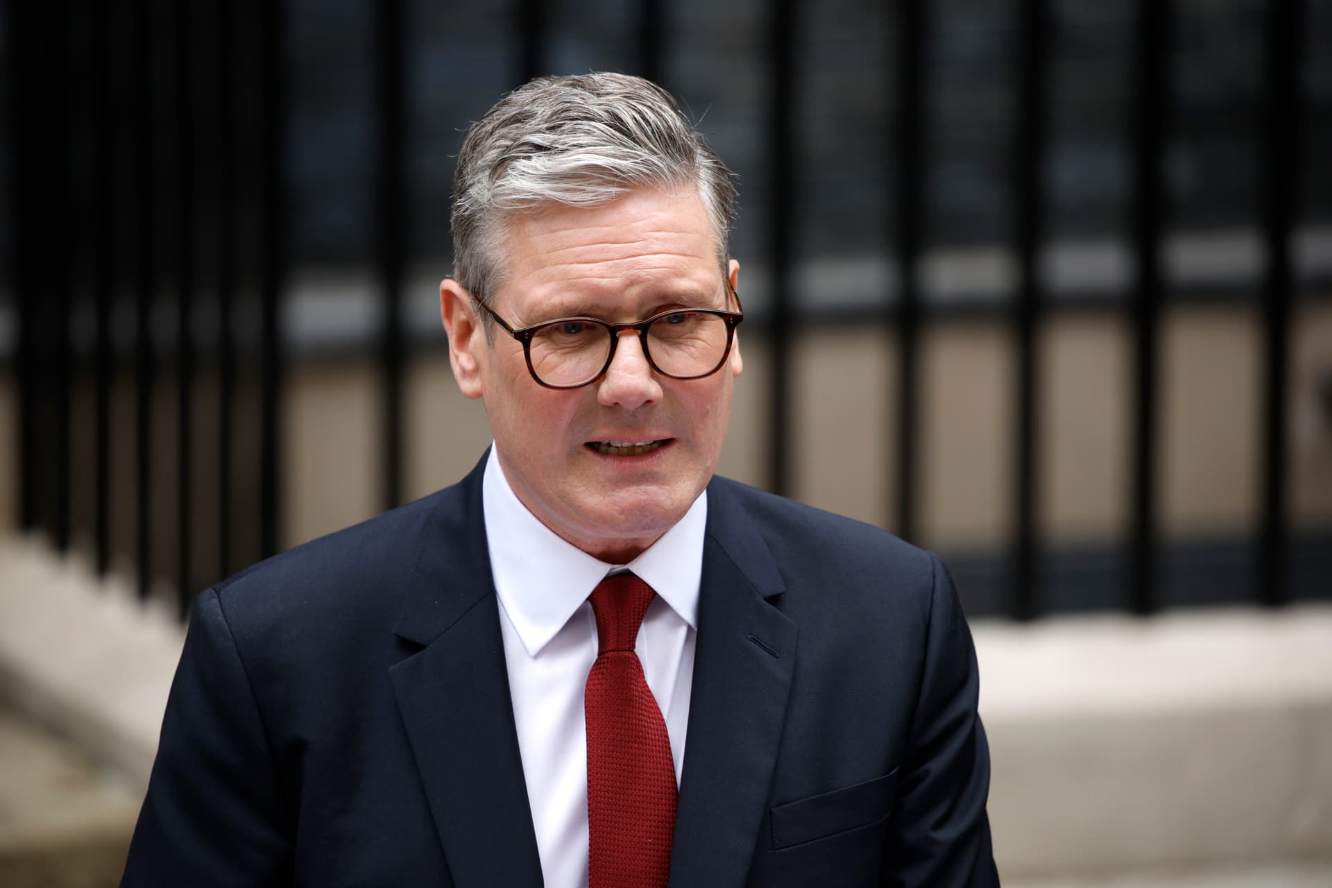 Direkt am ersten Tag: Briten Premier Keir Starmer stoppt Ruanda-Abschiebeplan