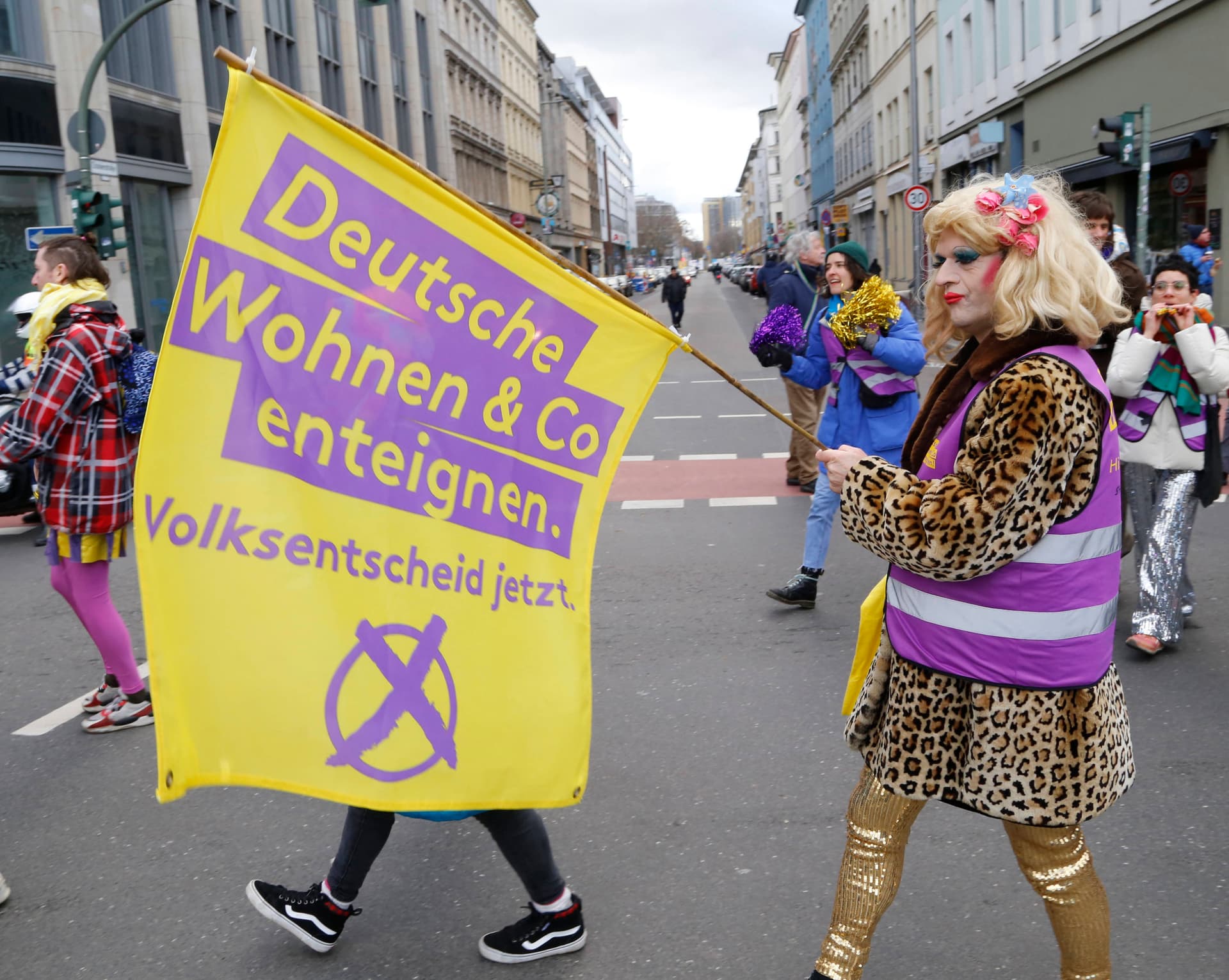 Kommission: Enteignungen von Immobilienkonzernen in Berlin bald möglich