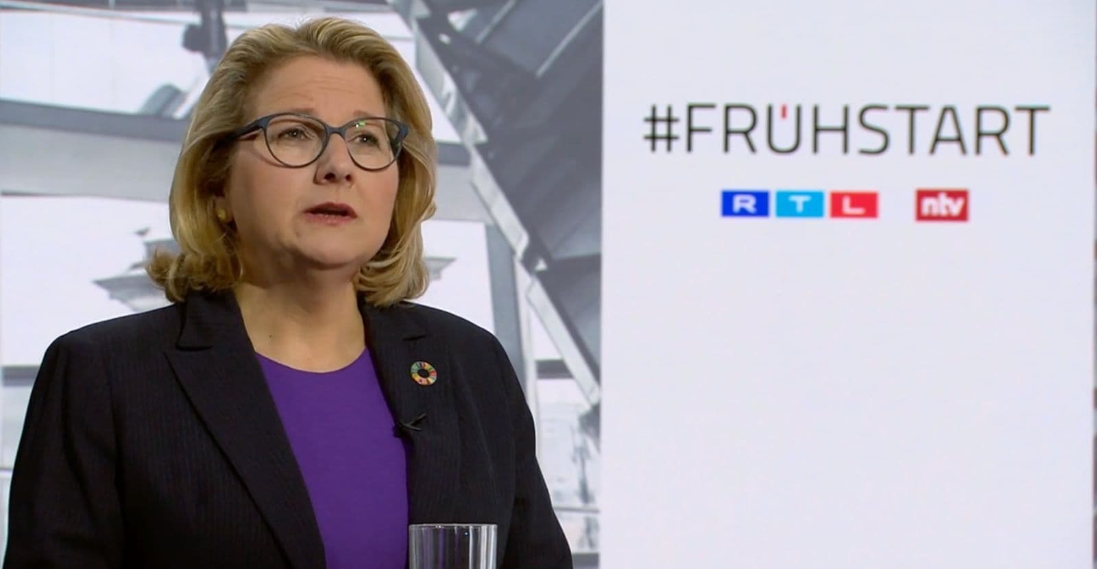 Versprecher oder Bildungslücke? SPD-Ministerin verteidigt Radwege in der „Stadt Peru“!