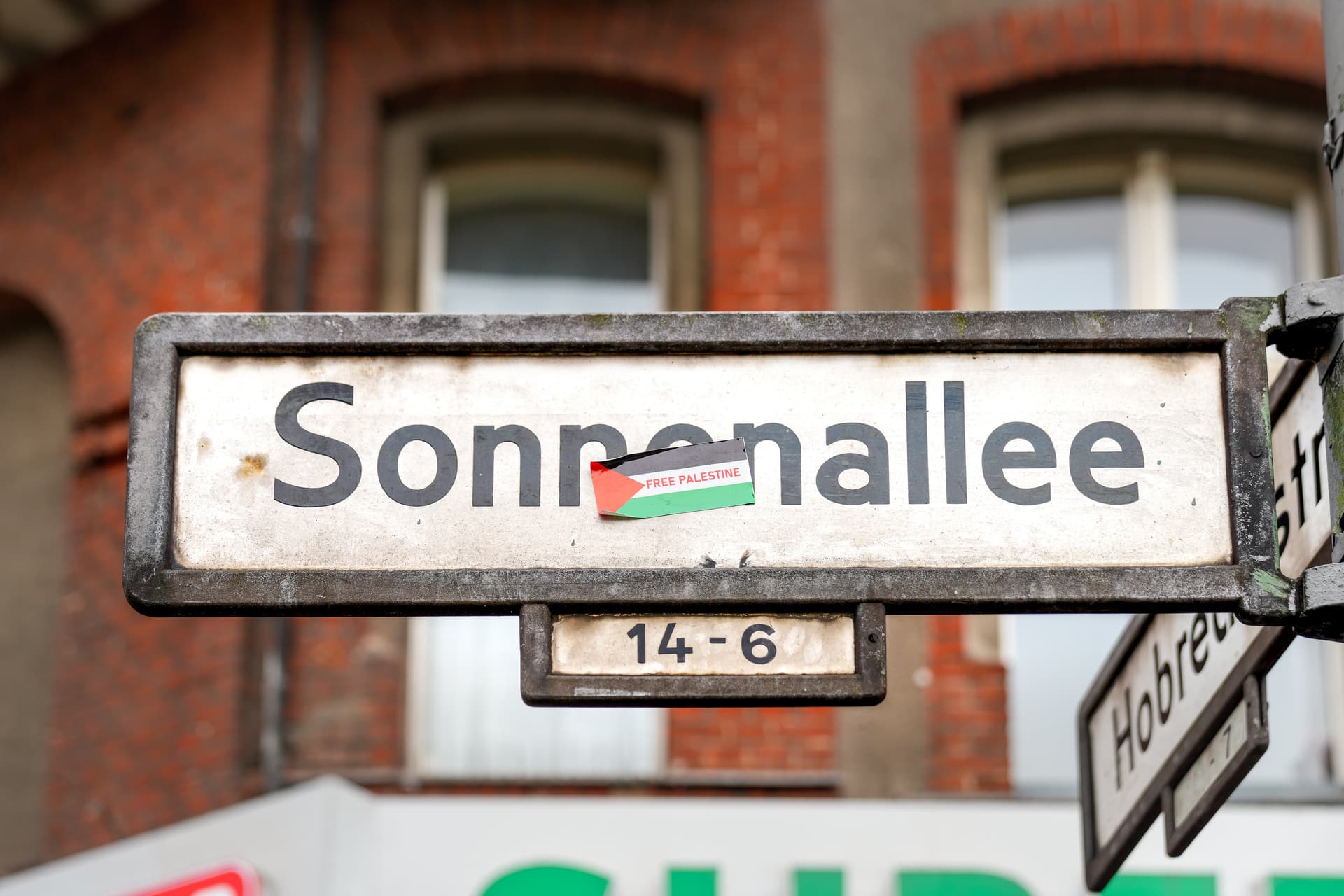 Berliner Polizeipräsidentin warnt Juden und Homosexuelle vor bestimmten Stadtteilen!