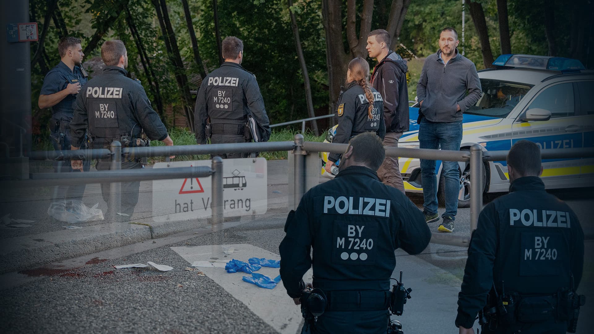 Großer Polizeieinsatz in München, nachdem zwei Somalier aufeinander eingestochen hatten