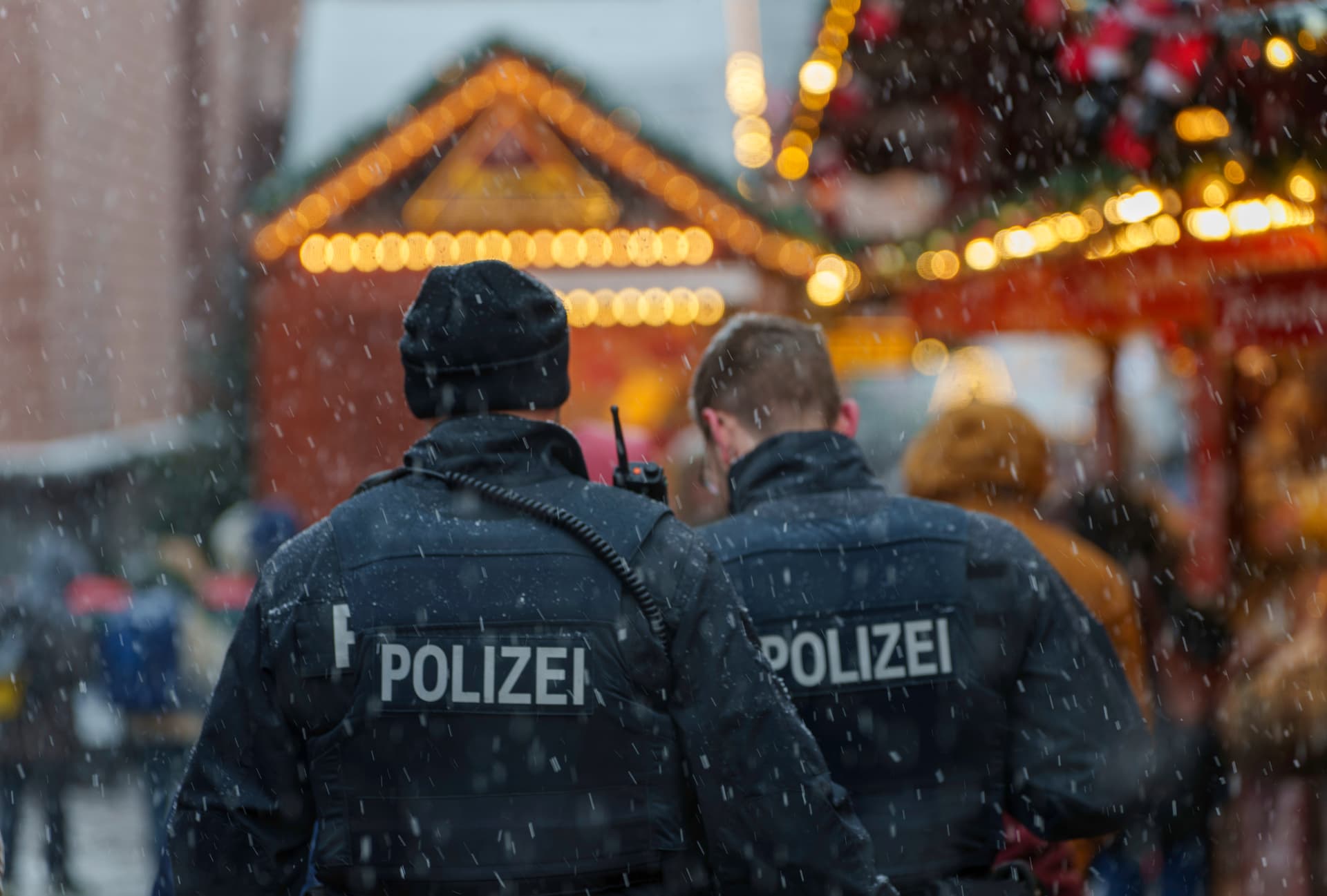 Herzlich willkommen in der Anarcho-Tyrannei: Der Normalbürger wird drangsaliert, während die innere Sicherheit zerbricht