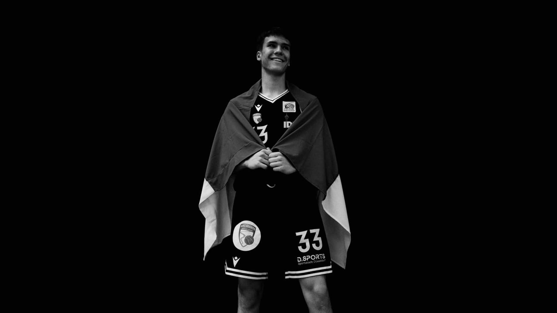 Zwei Jungen (14,15) gingen auf ihn los: Ukrainischer Basketball-Nationalspieler (17) in Oberhausen erstochen