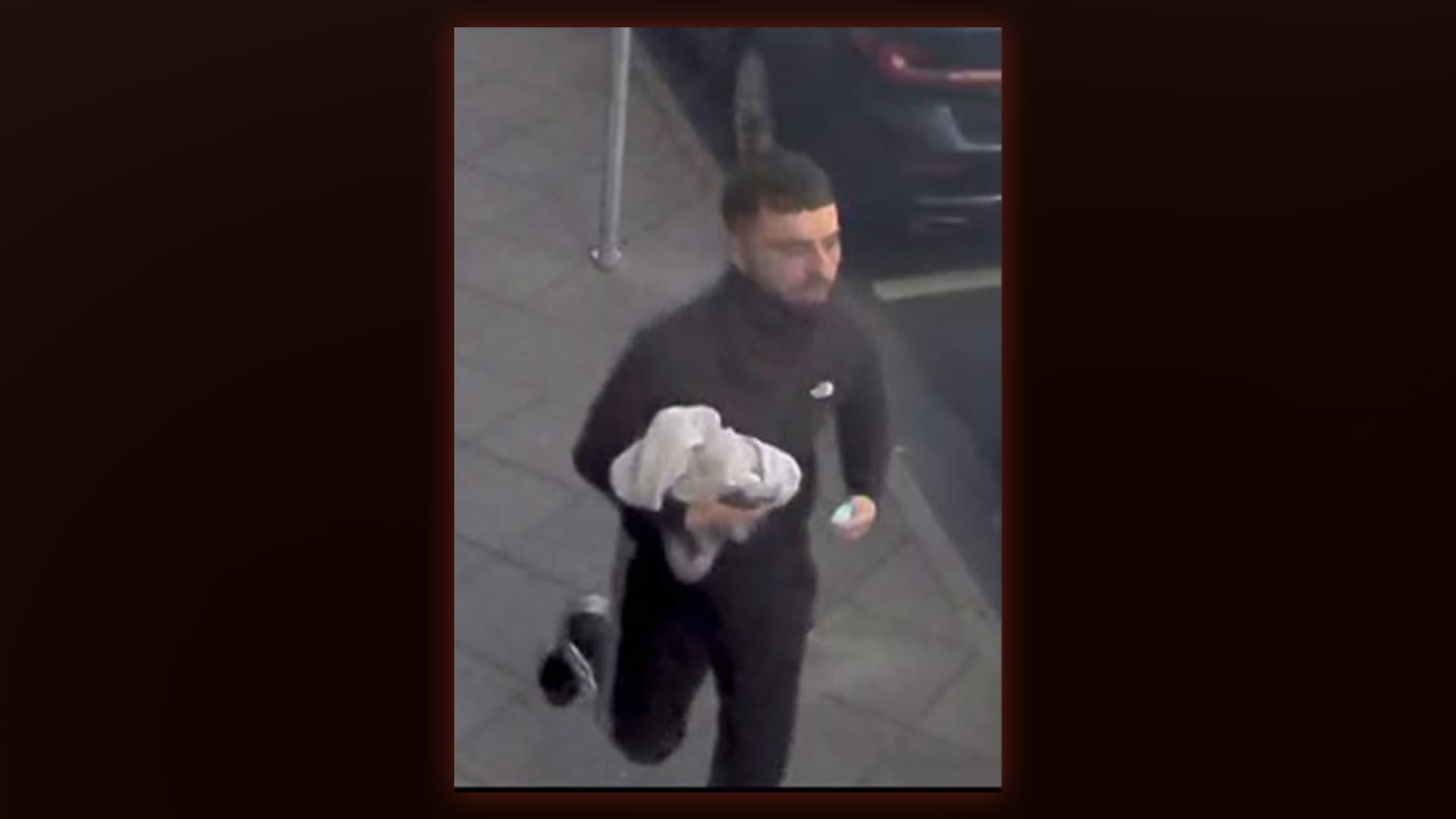 Räuber erbeutet Geldkoffer: Überfall mit Schusswaffe im Frankfurter Bahnhofsviertel