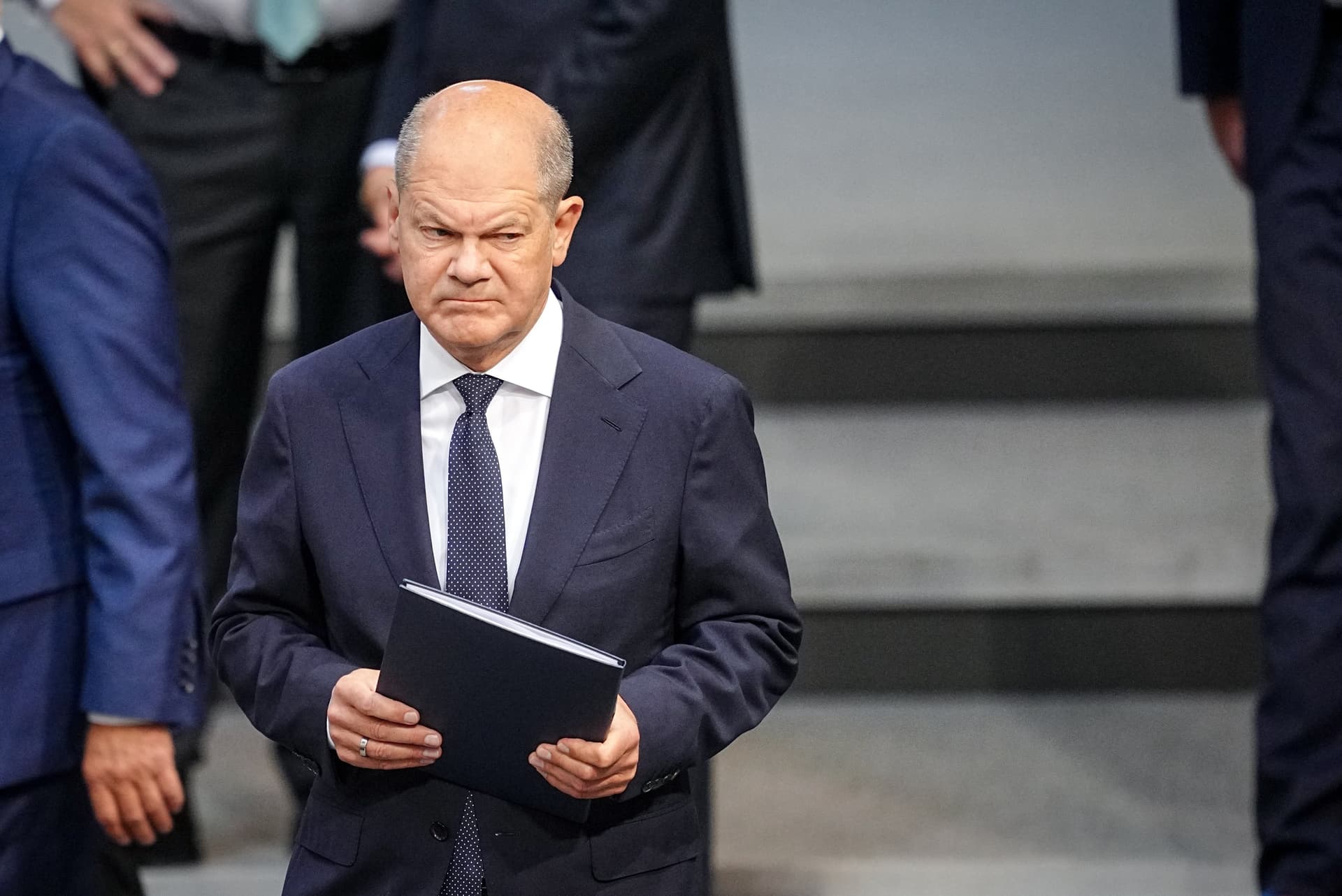 Bundeskanzler Scholz spricht sich für Abschiebungen von Schwerstkriminellen nach Afghanistan aus