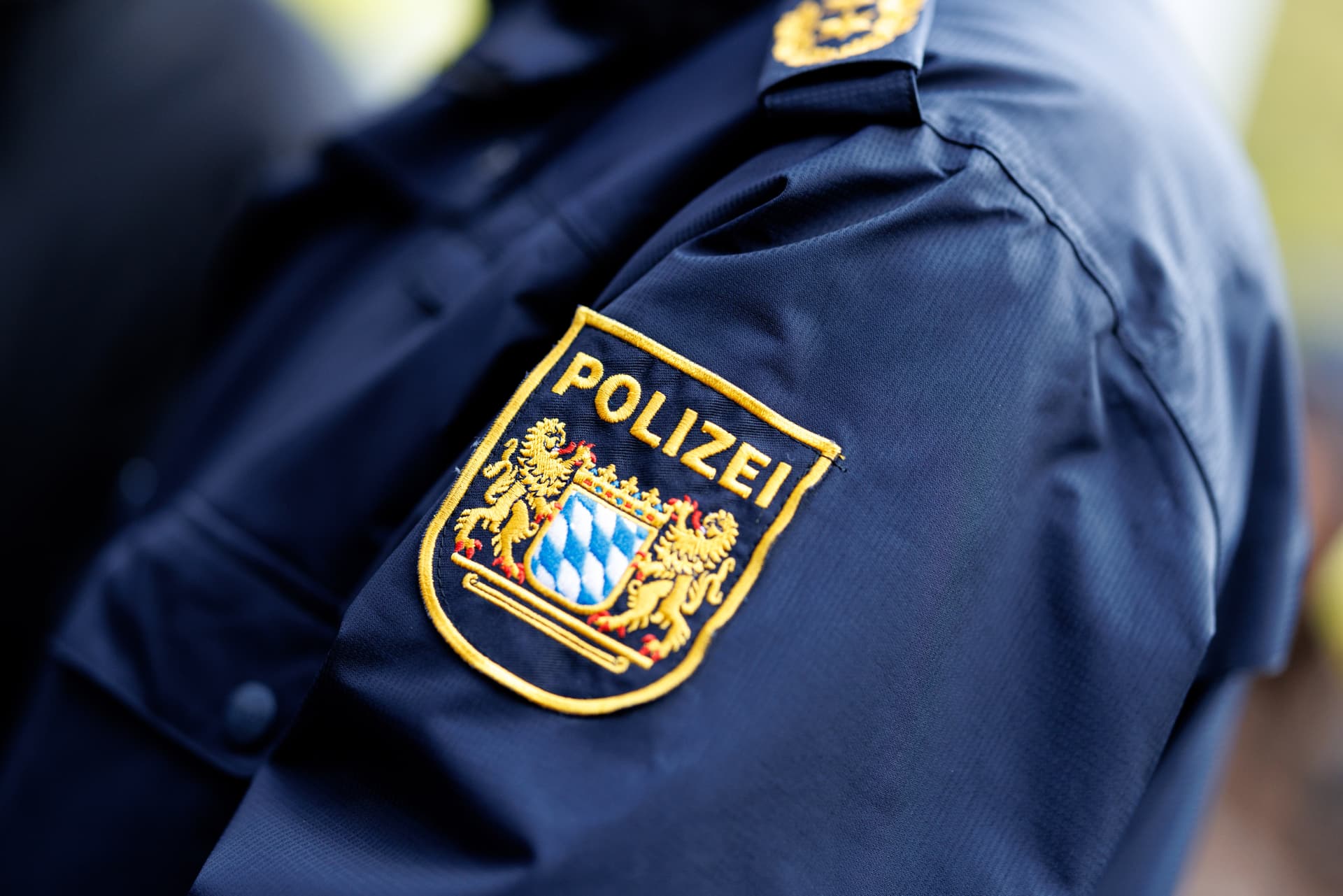 Vorsicht Glätte! Türke mit sechs Haftbefehlen versucht zu fliehen – vergebens