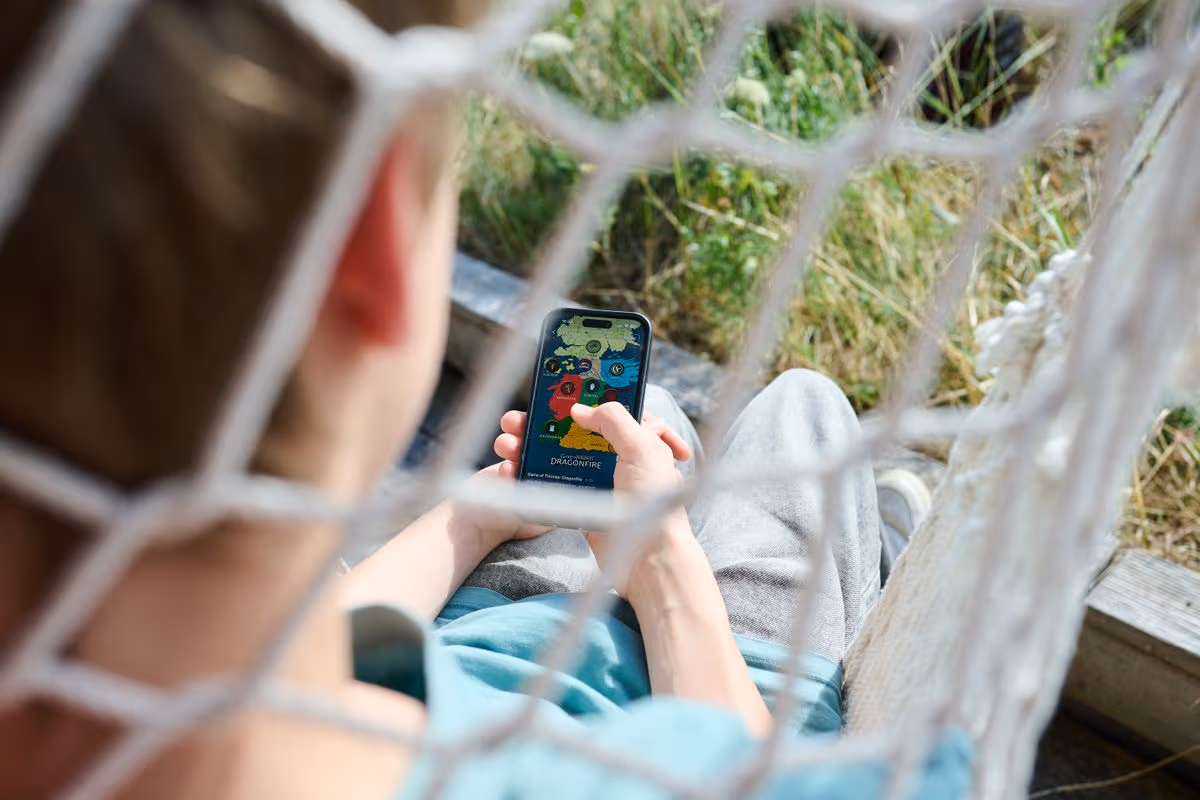 Social Media: EU-Gremium empfiehlt Zugangsbeschränkung bis 13