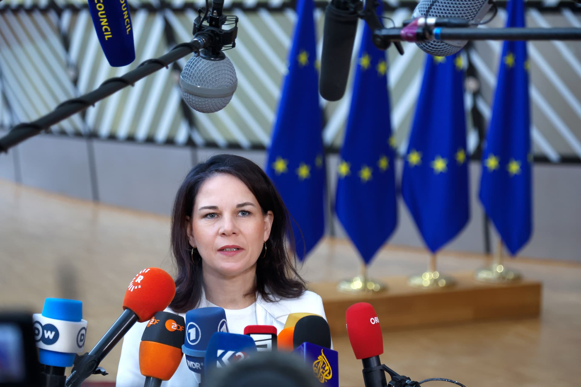Drohnen-Hilfe für Russland? Baerbock droht China mit Konsequenzen