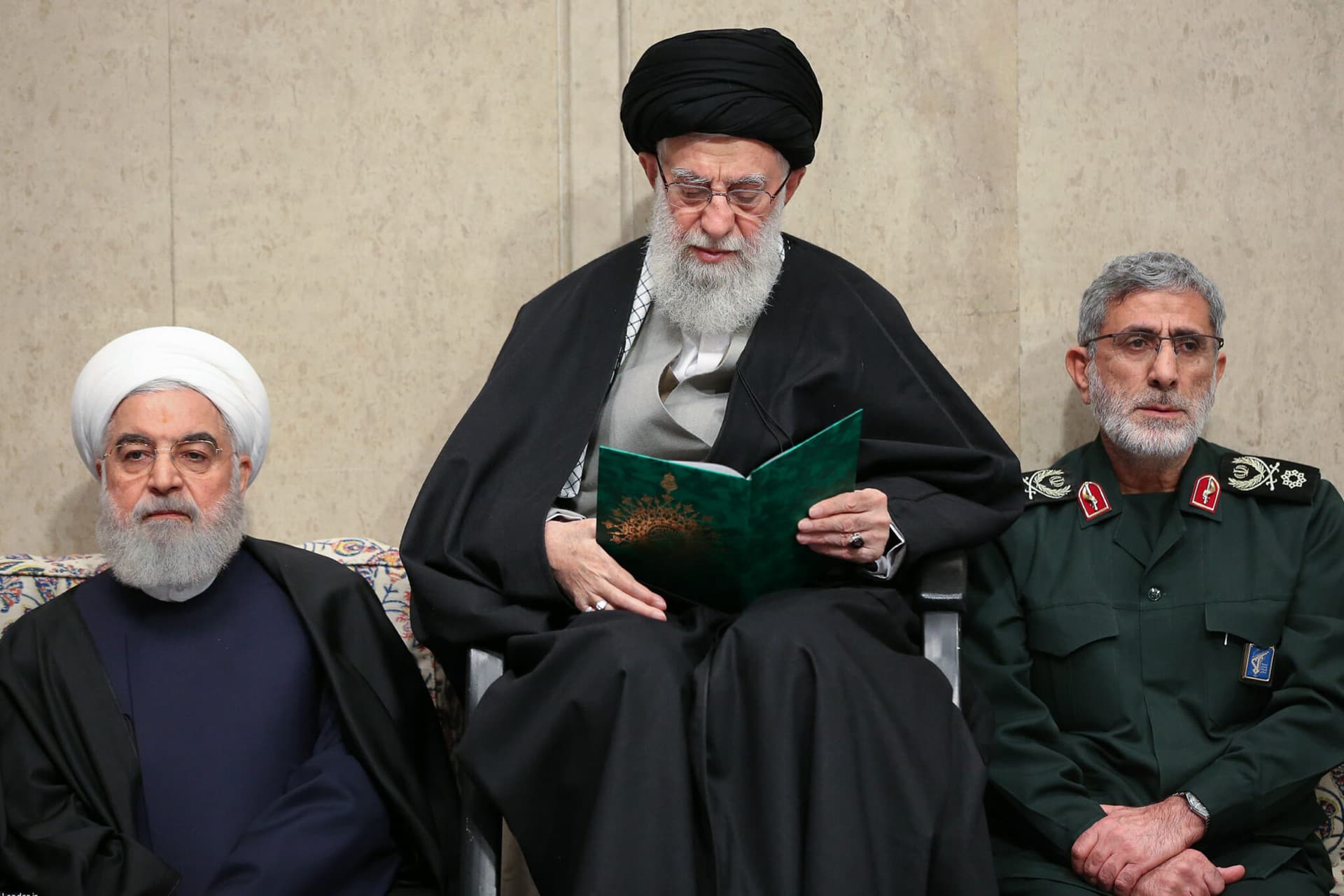 Womöglich für Atomprogramm: Iran stellt erste Hyperschallrakete vor