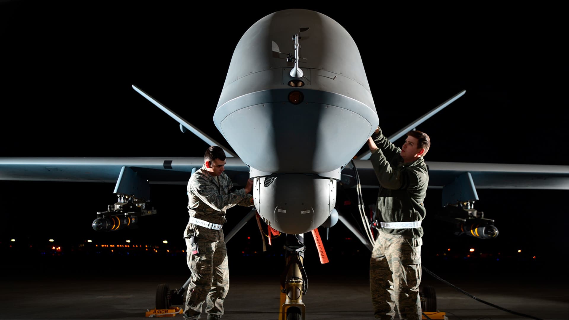 Wettkampf zwischen Rüstungsriesen und einem Start-up: Wer baut Deutschlands erste Jagdbomber-Drohne?