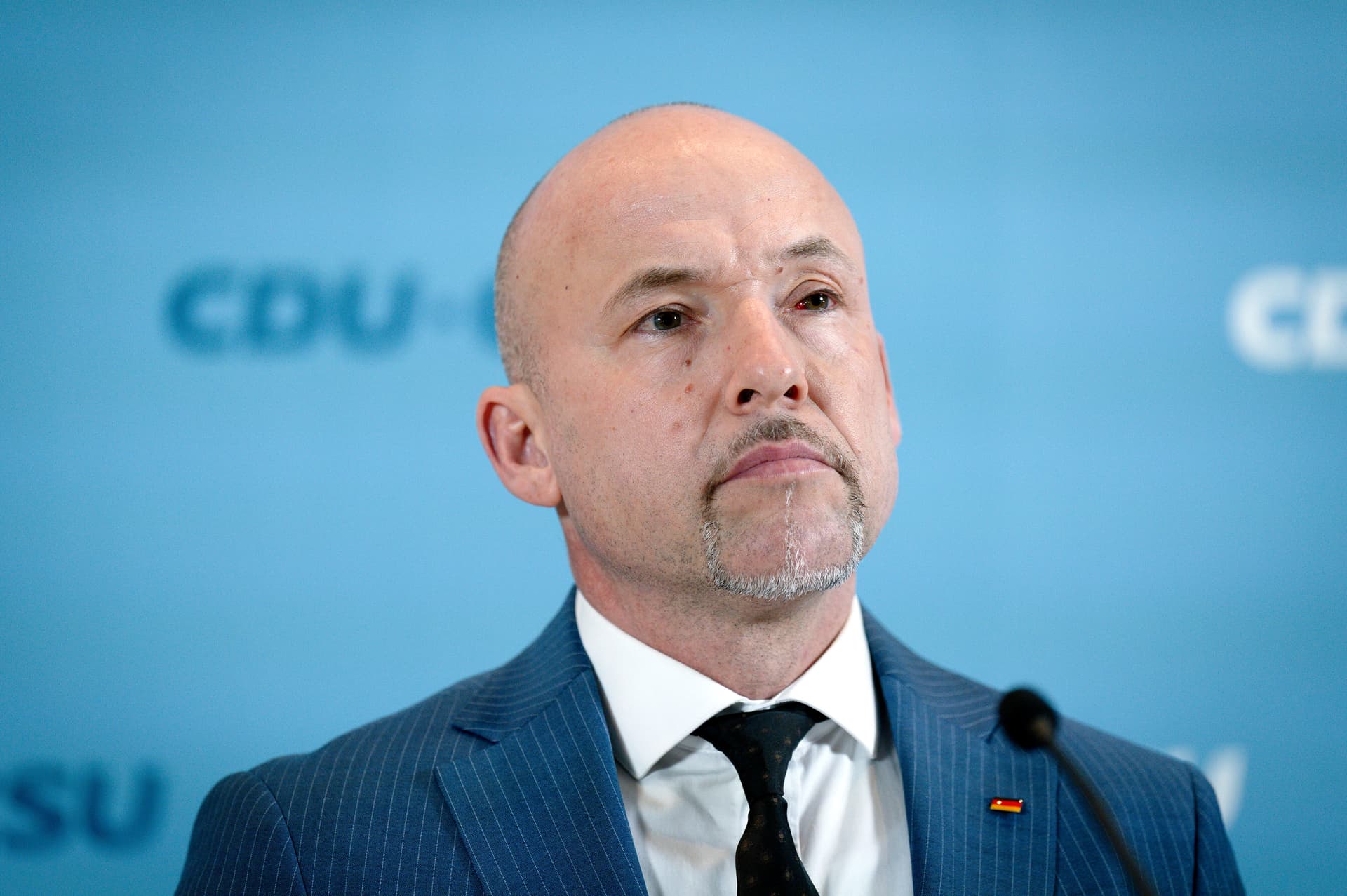 „Verbotsdebatte geht an der Wirklichkeit vorbei“: CSU stellt sich gegen Social-Media-Altersgrenze