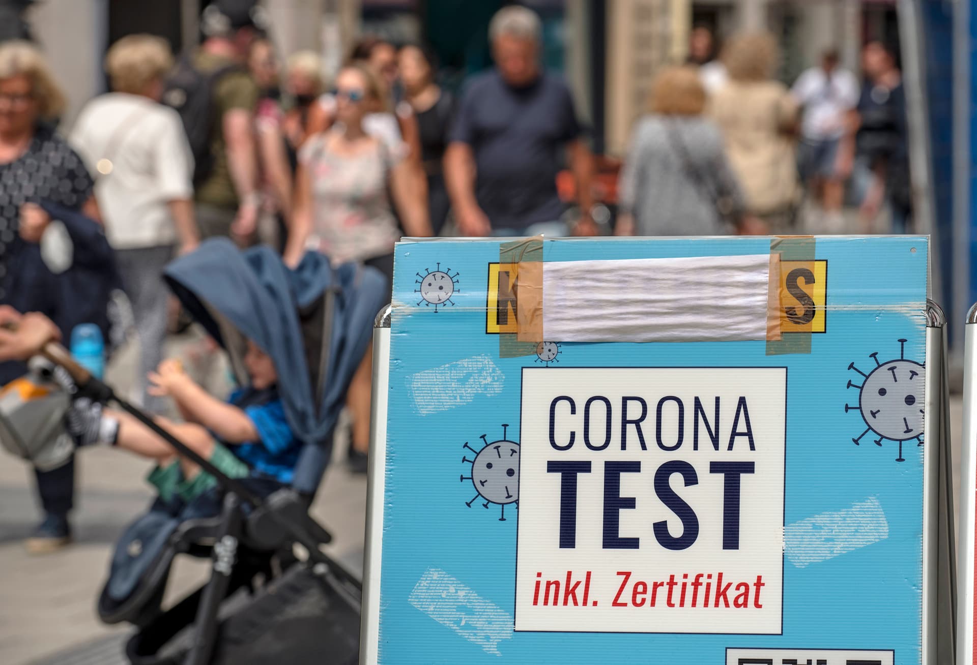 Prozess um Millionenbetrug mit Corona-Teststationen
