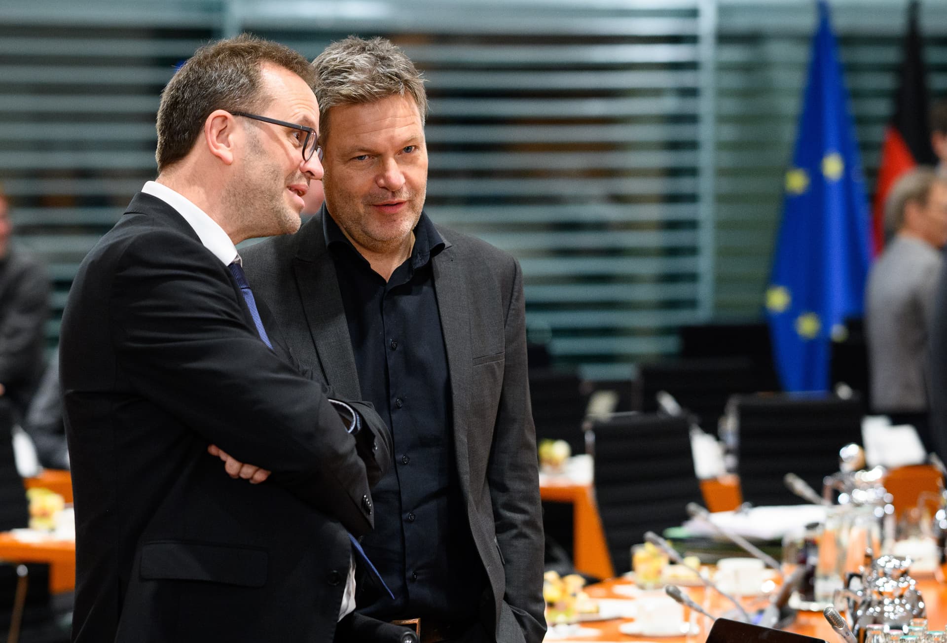 Neue Zensur mit „Trusted Flaggern“ im Netz: Jetzt will sich Habecks Behörden-Chef rausreden