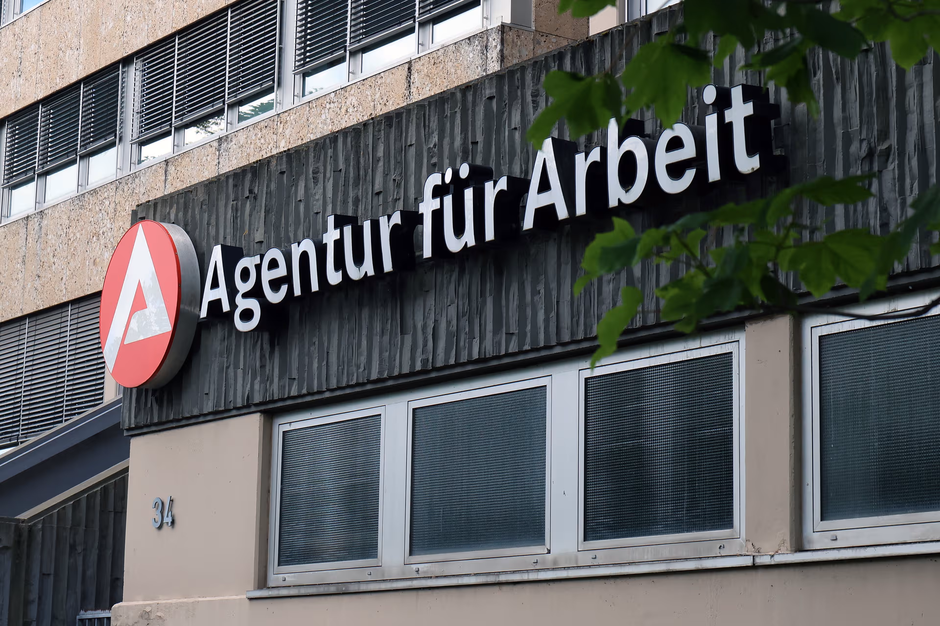Arbeitslosenquote sank im Mai nur um 0,1 Prozentpunkte