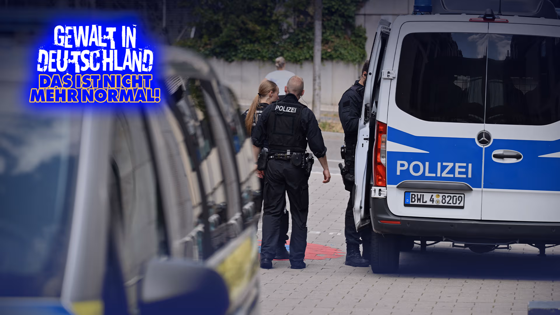 Islamist rast beim CSD in Menschenmenge – Frau tot +++ Messer-Attacke am U-Bahnhof – Mann tot +++ Ehemann tötet Ehefrau in Einkaufszentrum und zündet sie an +++