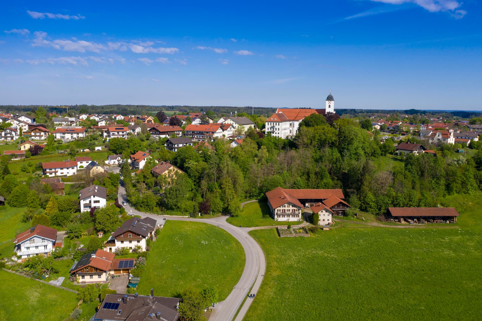 Bürgermeister von Landrat überrascht: 500 Flüchtlinge für 4000-Seelen-Gemeinde