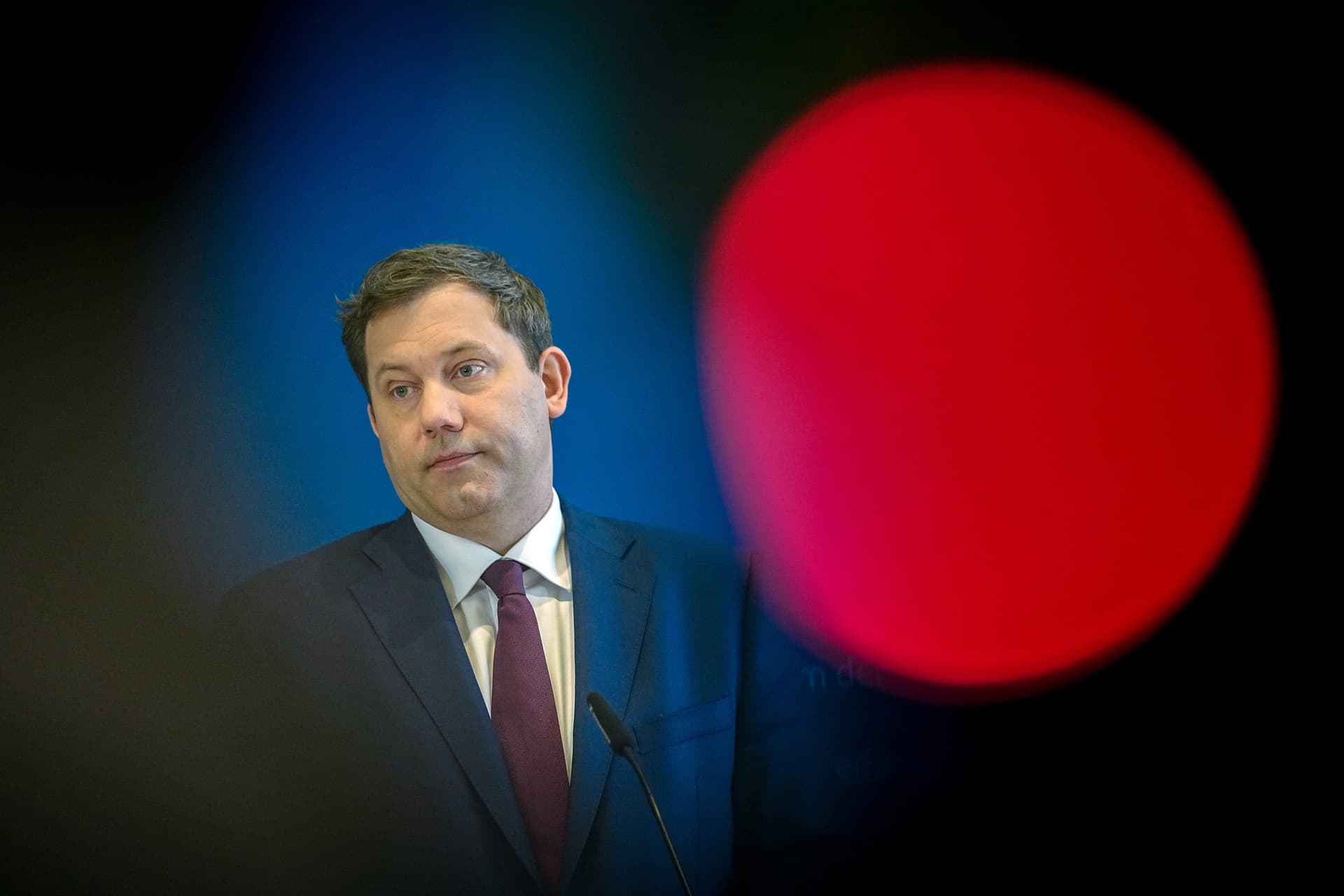 Klingbeil schwört Deutschland auf Einsparungen ein: „Wir werden den Menschen auch was abverlangen müssen“