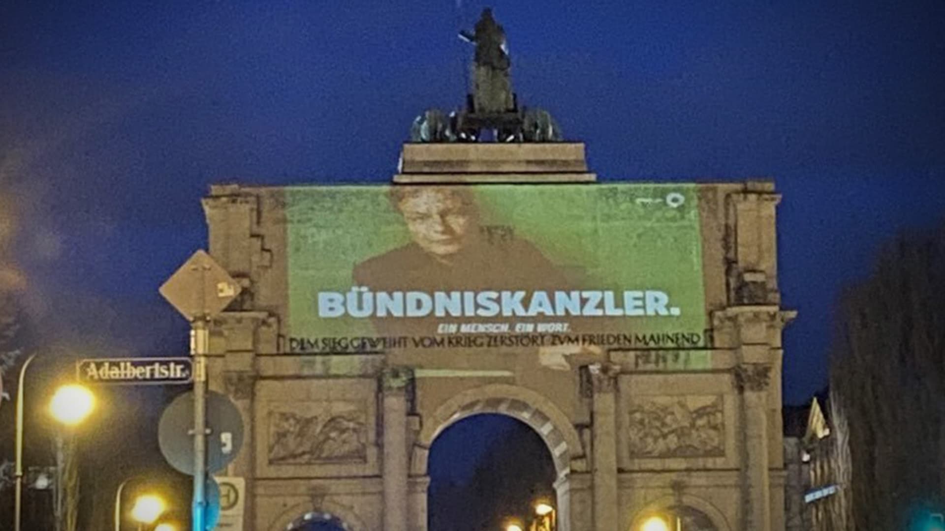 Wie gefährlich wird die Siegestor-Projektion für Habeck?
