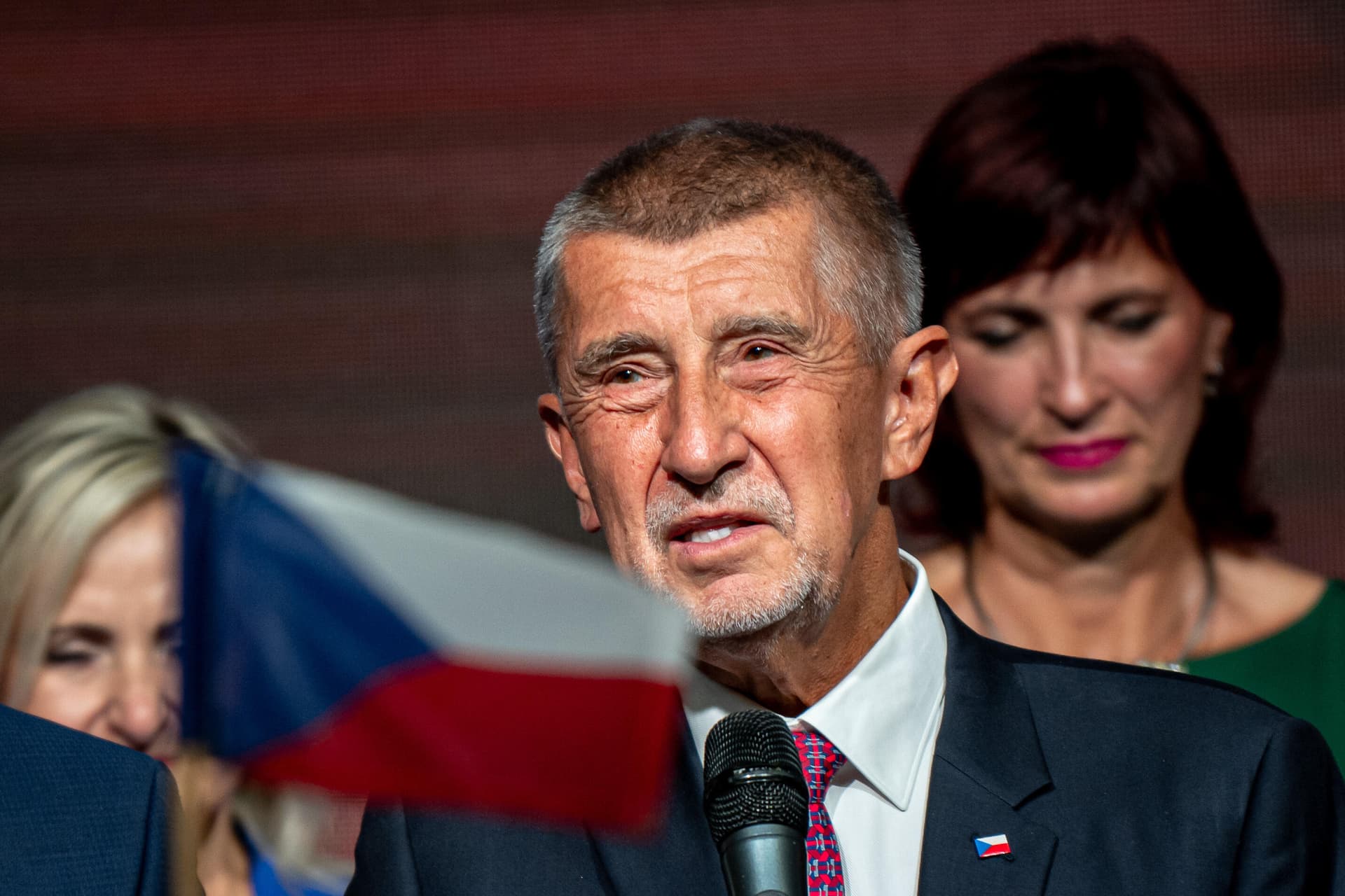 Weniger Ukraine-Hilfen und nationale Souveränität: Andrej Babiš gewinnt Parlamentswahl in Tschechien deutlich
