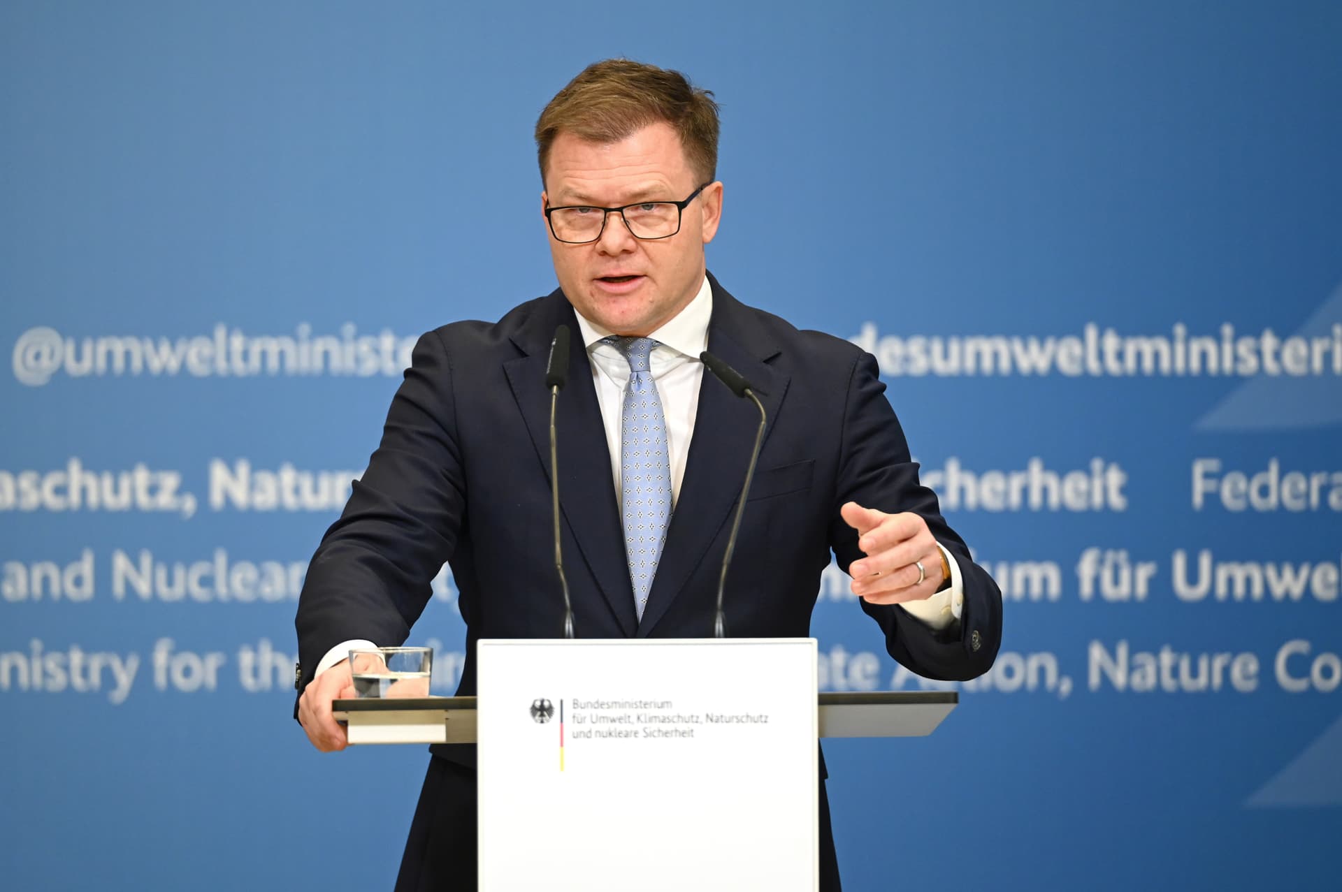 Umweltminister Schneider (SPD) vor Unternehmern: „Ich möchte beim Klimaschutz kein Wackeln“