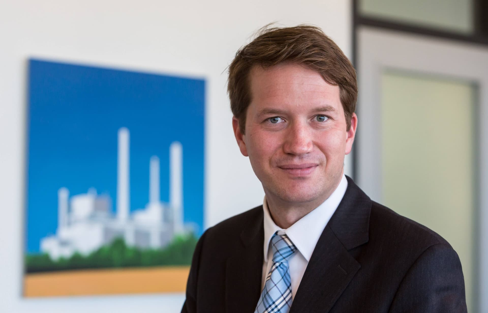 Stadtwerke München-Chef warnt: Viele E-Autos und Wärmepumpen machen Stromrationierung nötig!