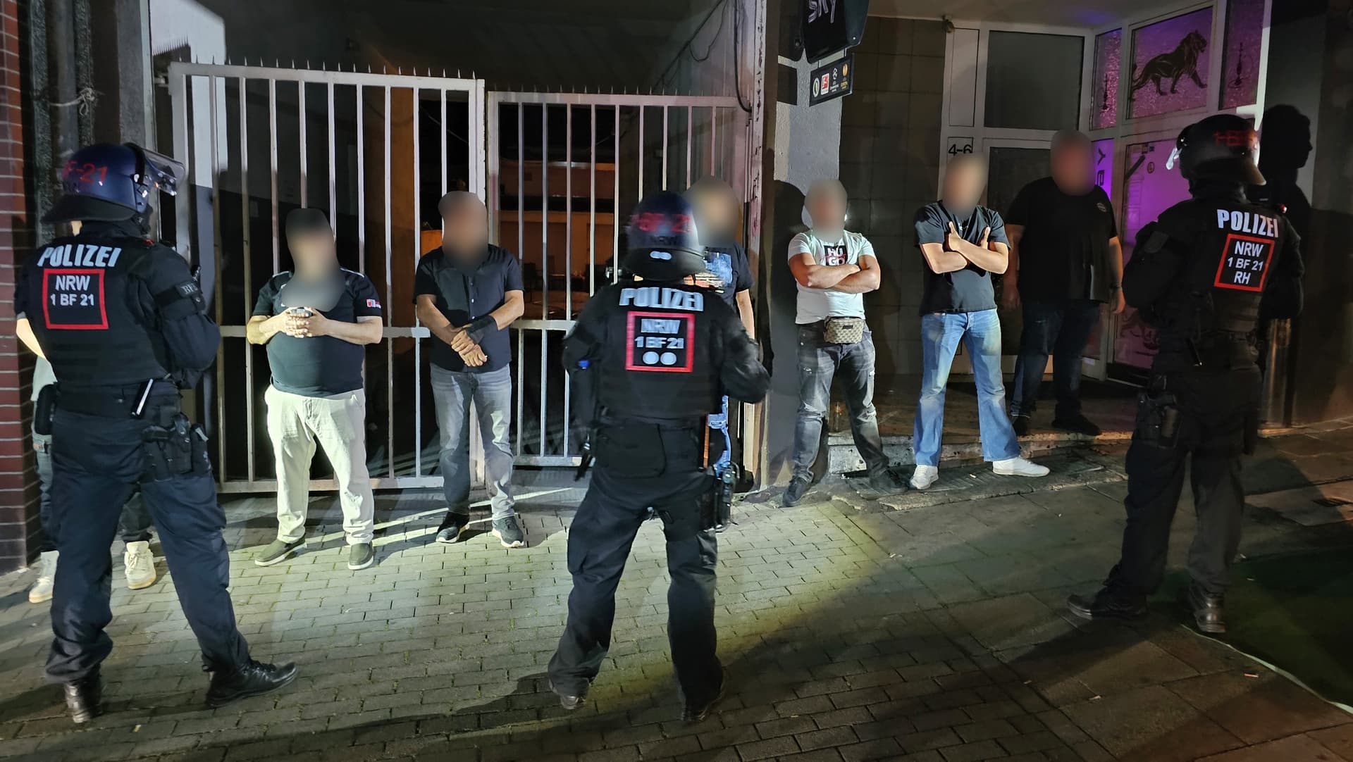 Nach Massen-Schlägereien zwischen Syrern und Libanesen: Weiter erhöhte Polizeipräsenz im Ruhrgebiet