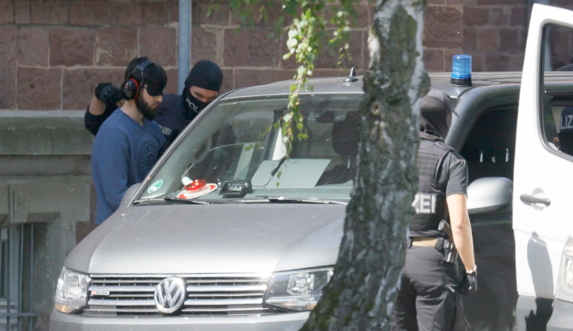 Anschlag geplant: Terror-Razzia gegen Islamisten