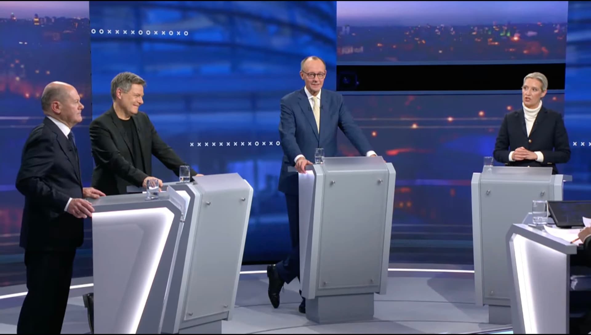 Die einzige Überraschung im RTL-Quadrell war, dass Jauch der Bierdeckel runterfiel