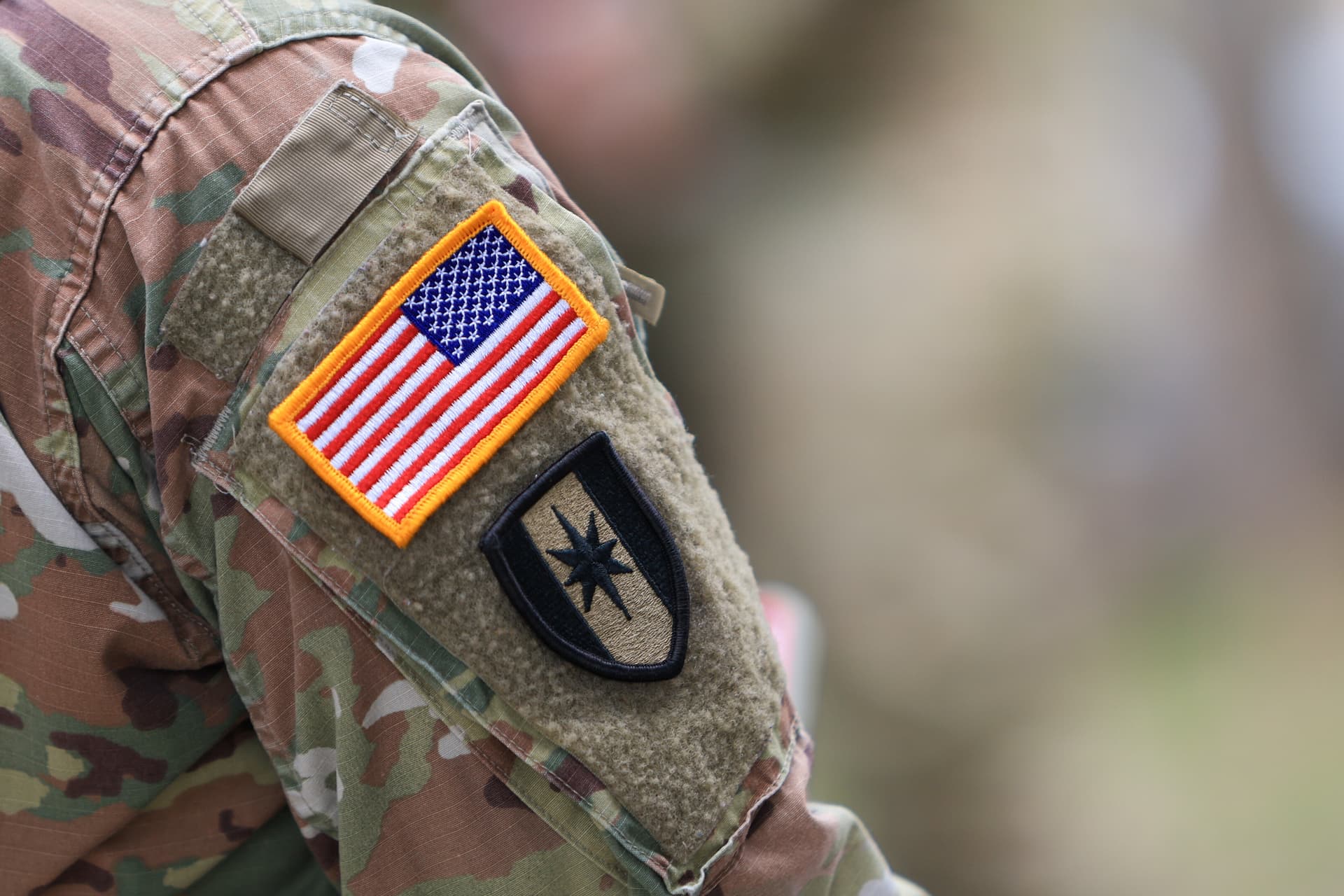Im Namen der Liebe: US-Army-Rentner teilte Staatsgeheimnisse mit einer „Ukrainerin“ von einer Dating-Plattform