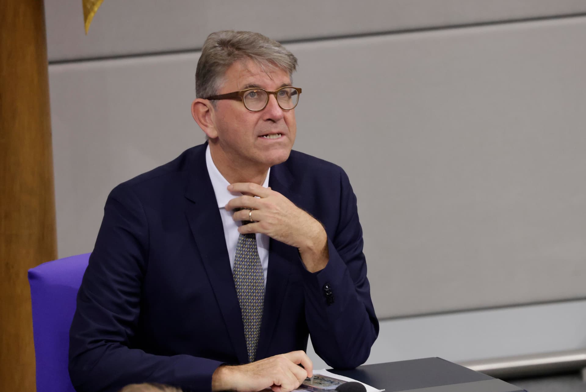 Staatsminister Weimer verkauft Zugang zu Regierungspolitikern: „Das ist Korruption“