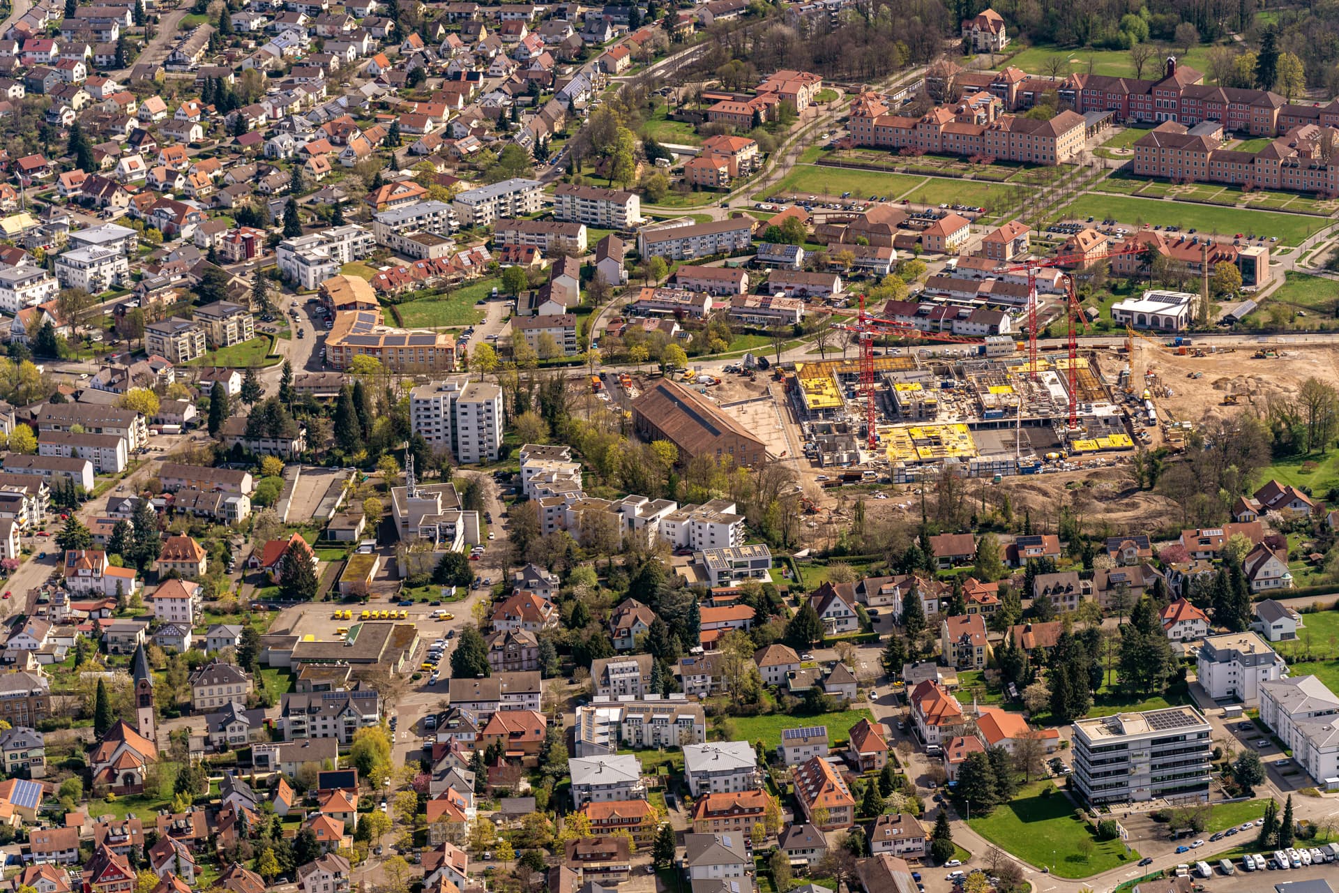 19-Jährige in Stadtpark vergewaltigt – Polizei nimmt Mann aus Gambia fest