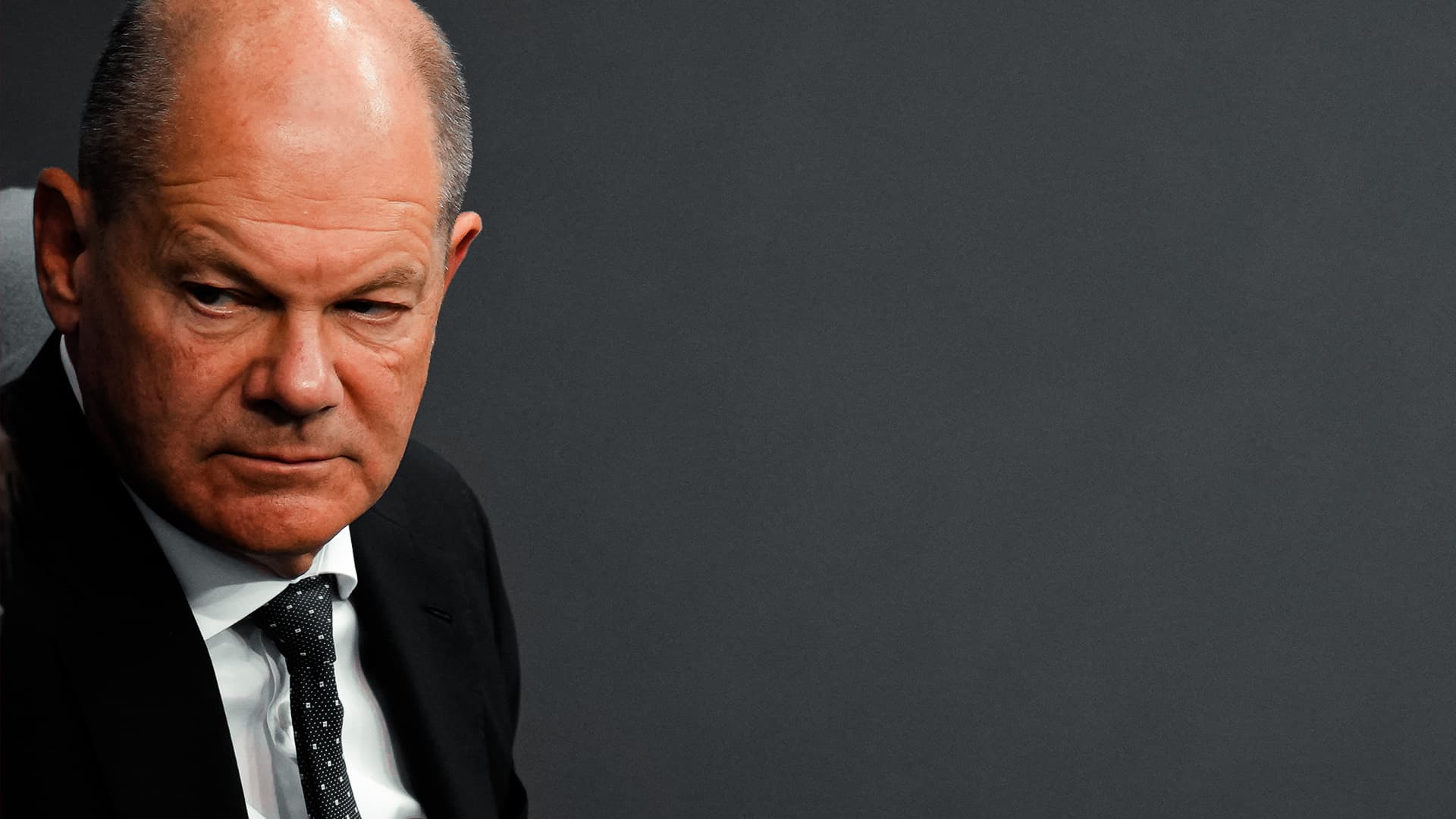 58 Prozent der Deutschen sagen: Olaf Scholz macht seine Sache als Kanzler eher schlecht