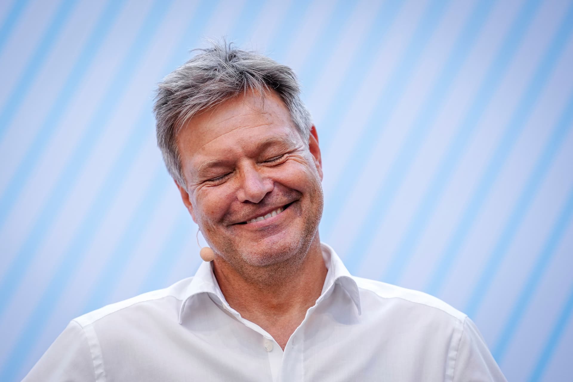 Jetzt schlägt die Stunde des Wuschelkopf-Ideologen: Warum die Grünen jetzt zum Bündnis Robert Habeck werden