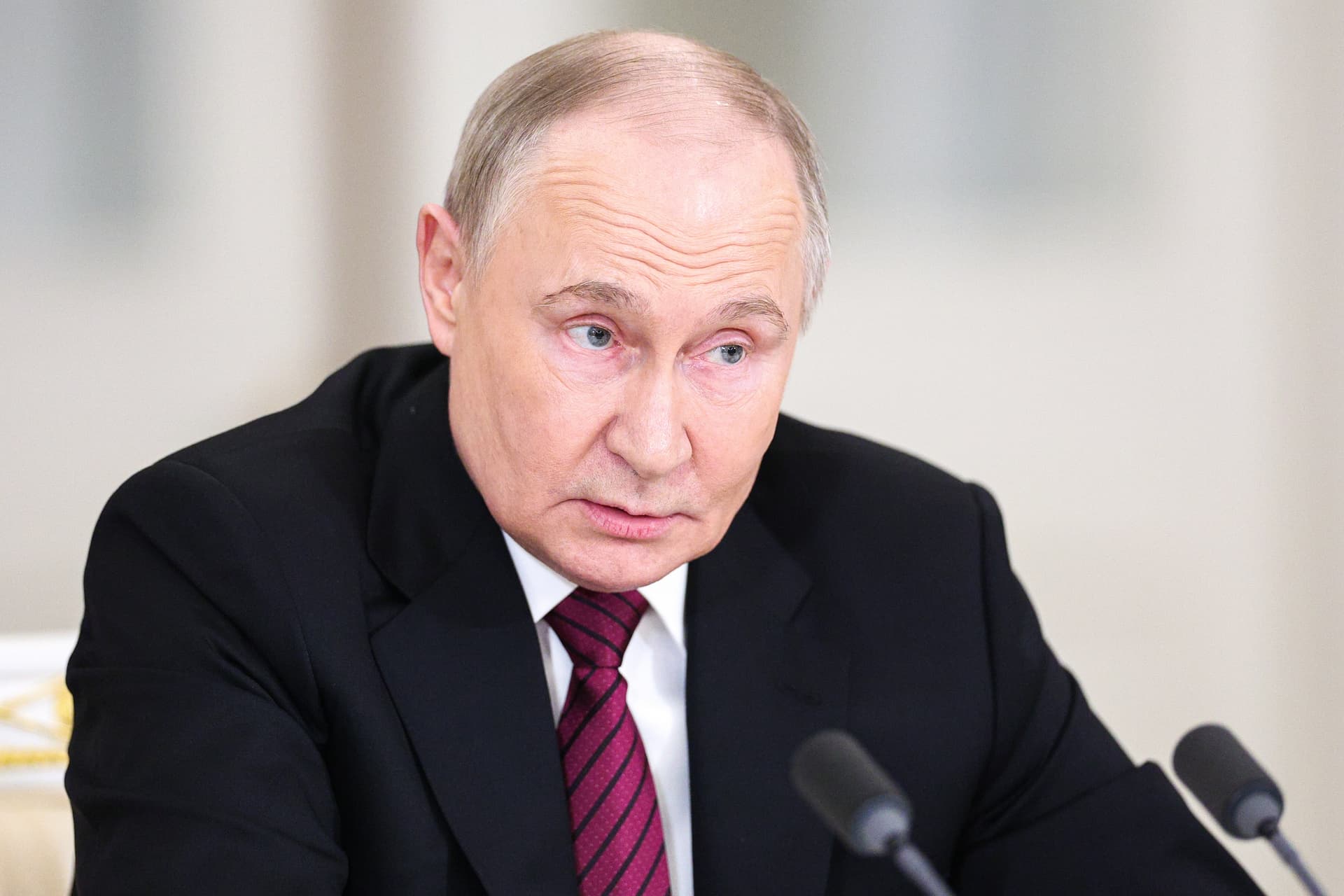 Waffenstillstand, sonst Sanktionen: Bundesregierung stellt Putin Ultimatum bis Mitternacht