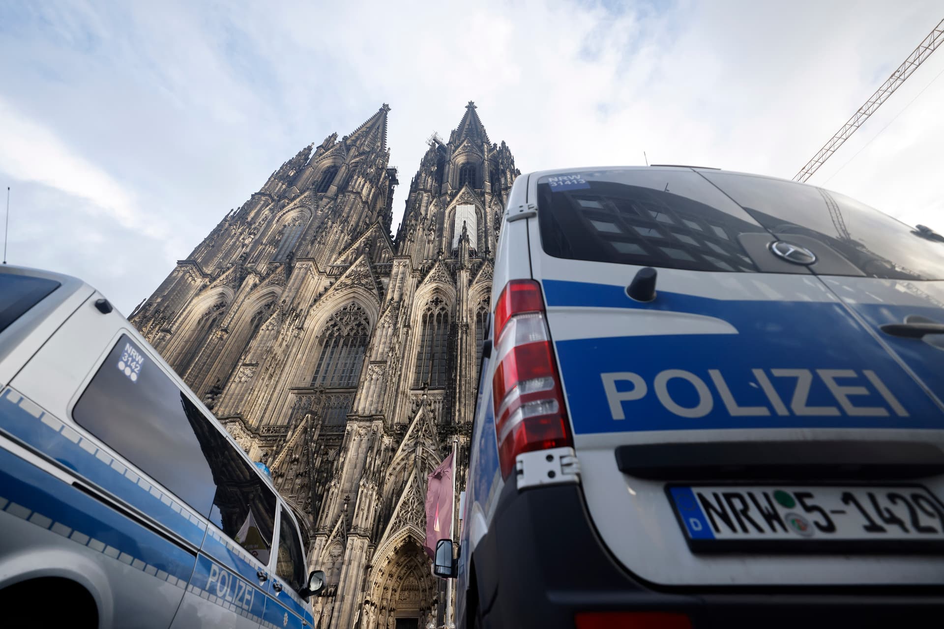 Anschlag auf Kölner Dom geplant: IS-Terrorverdächtiger erhängt sich in Zelle