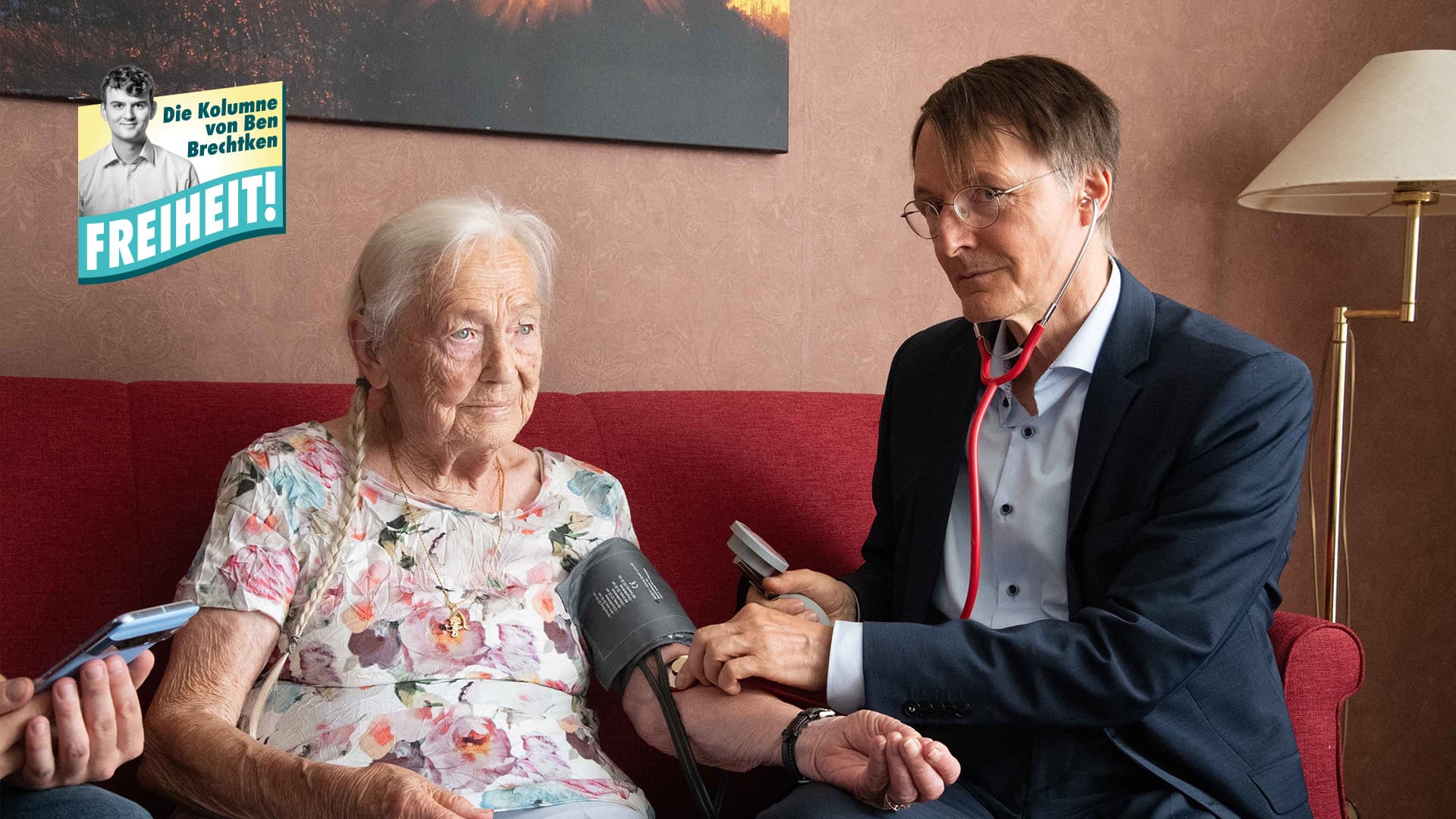 Die staatliche Pflegeversicherung ist mit Freiheit und Menschenwürde unvereinbar