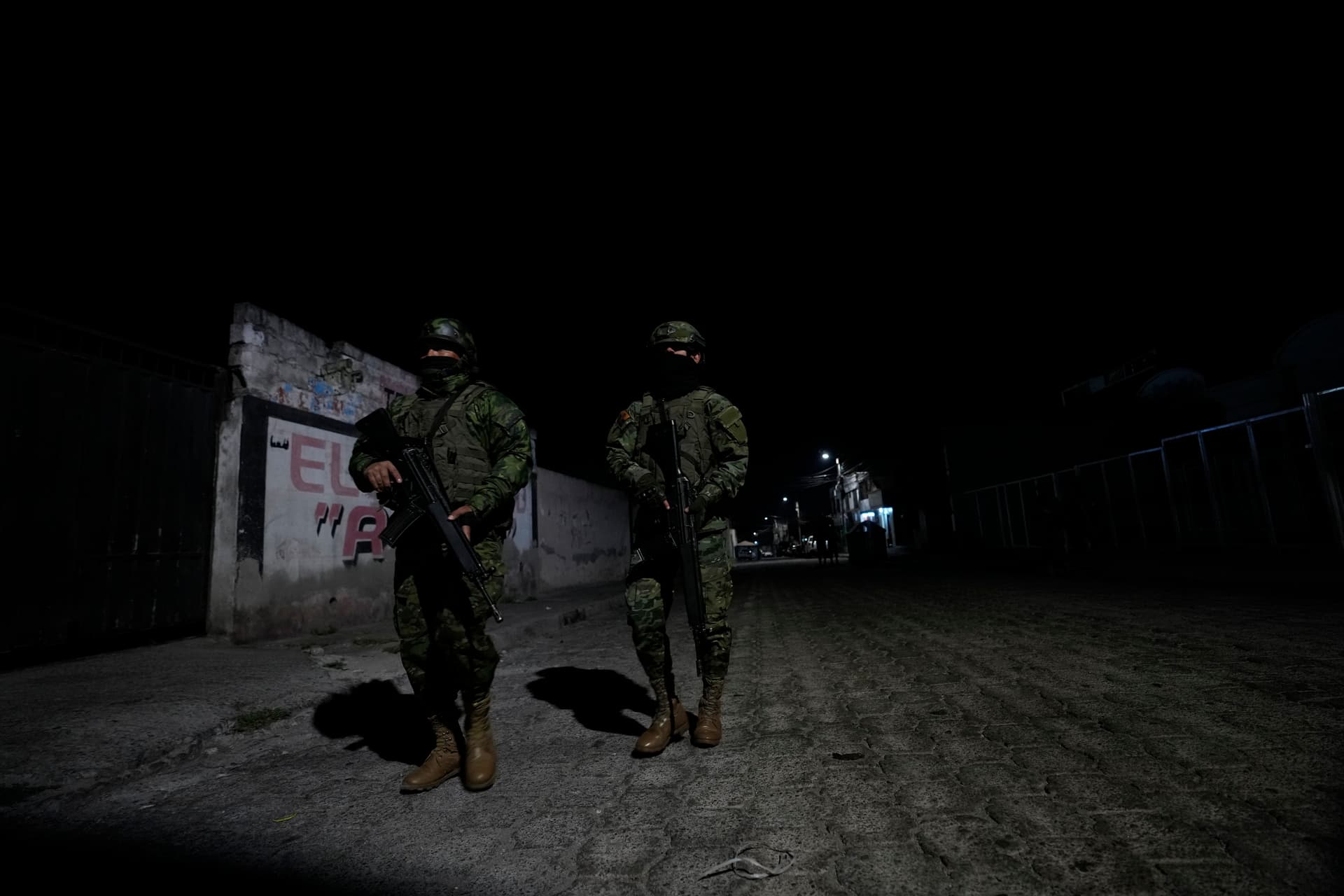 Energiekrise in Ecuador: Strom wird 14 Stunden pro Tag abgestellt