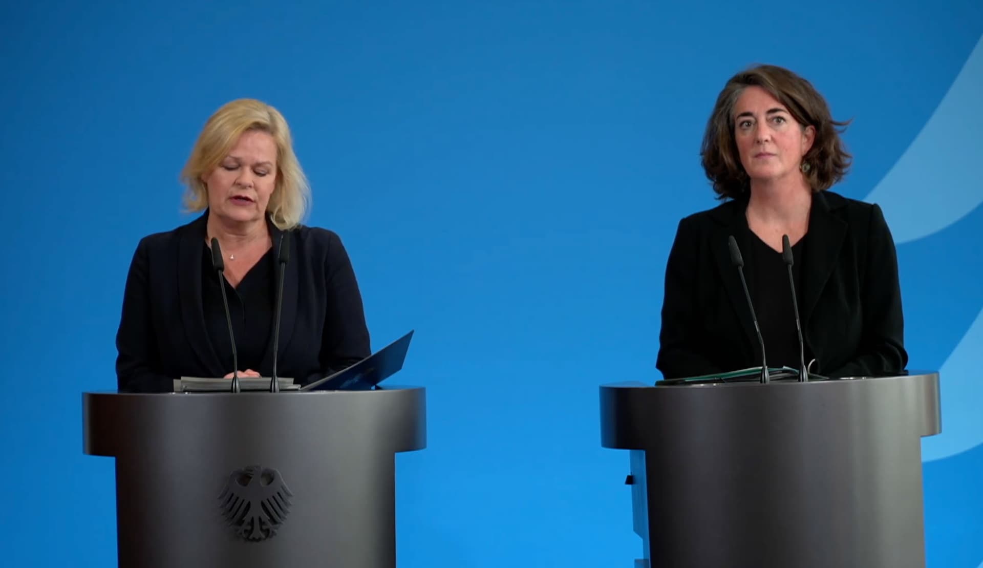 Ampel verabschiedet Faesers Gesetzentwurf: Deutschland will schneller abschieben