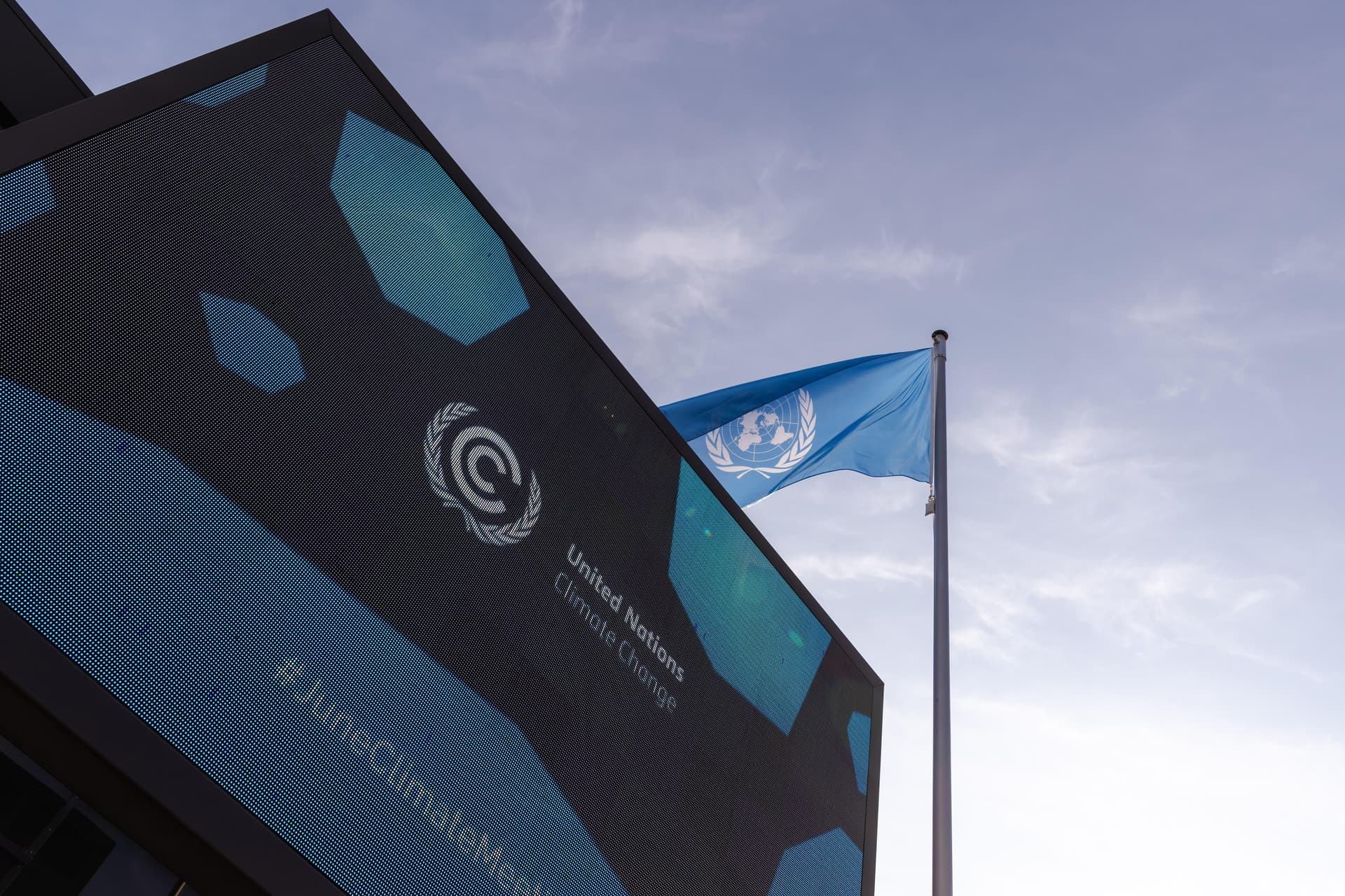 Bundesregierung reist mit 160 Vertretern zur Klimakonferenz nach Brasilien