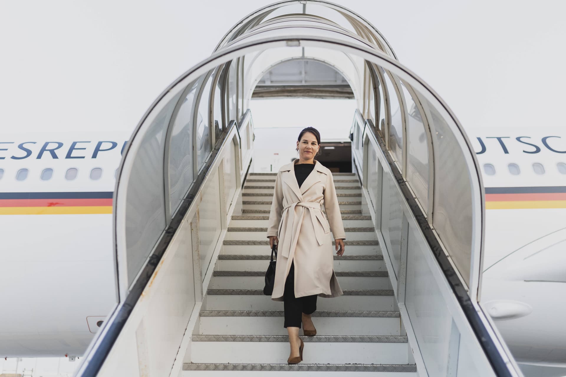 Panne am Regierungsflieger: Baerbock in den Emiraten gestrandet