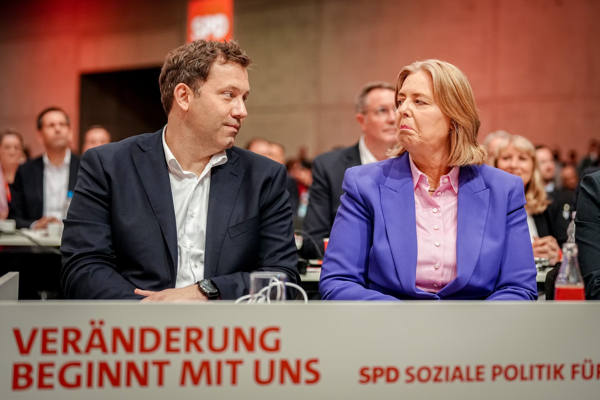 Wie die SPD die AfD verbieten will: Zwei von drei Hürden sind praktisch schon überwunden