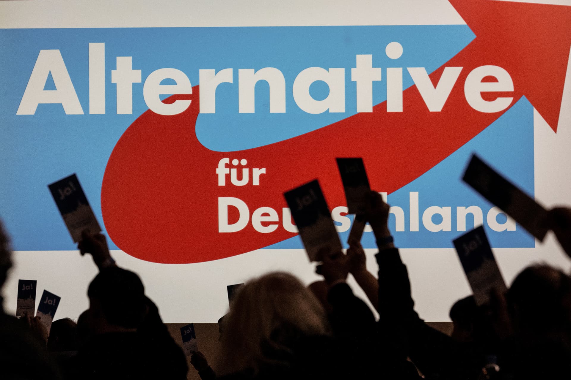 Exklusiv: Antifa leakt Privatadressen aller AfD-Landtagsabgeordneten in Hessen