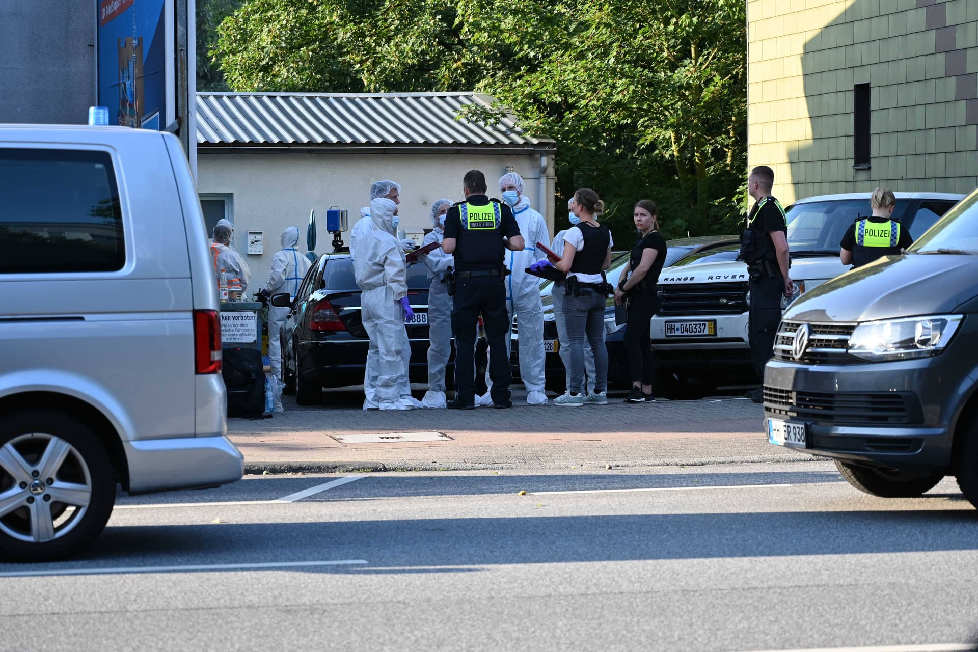 Streit eskaliert im Hinterhof: Mann stirbt nach Messerattacke in Hamburg