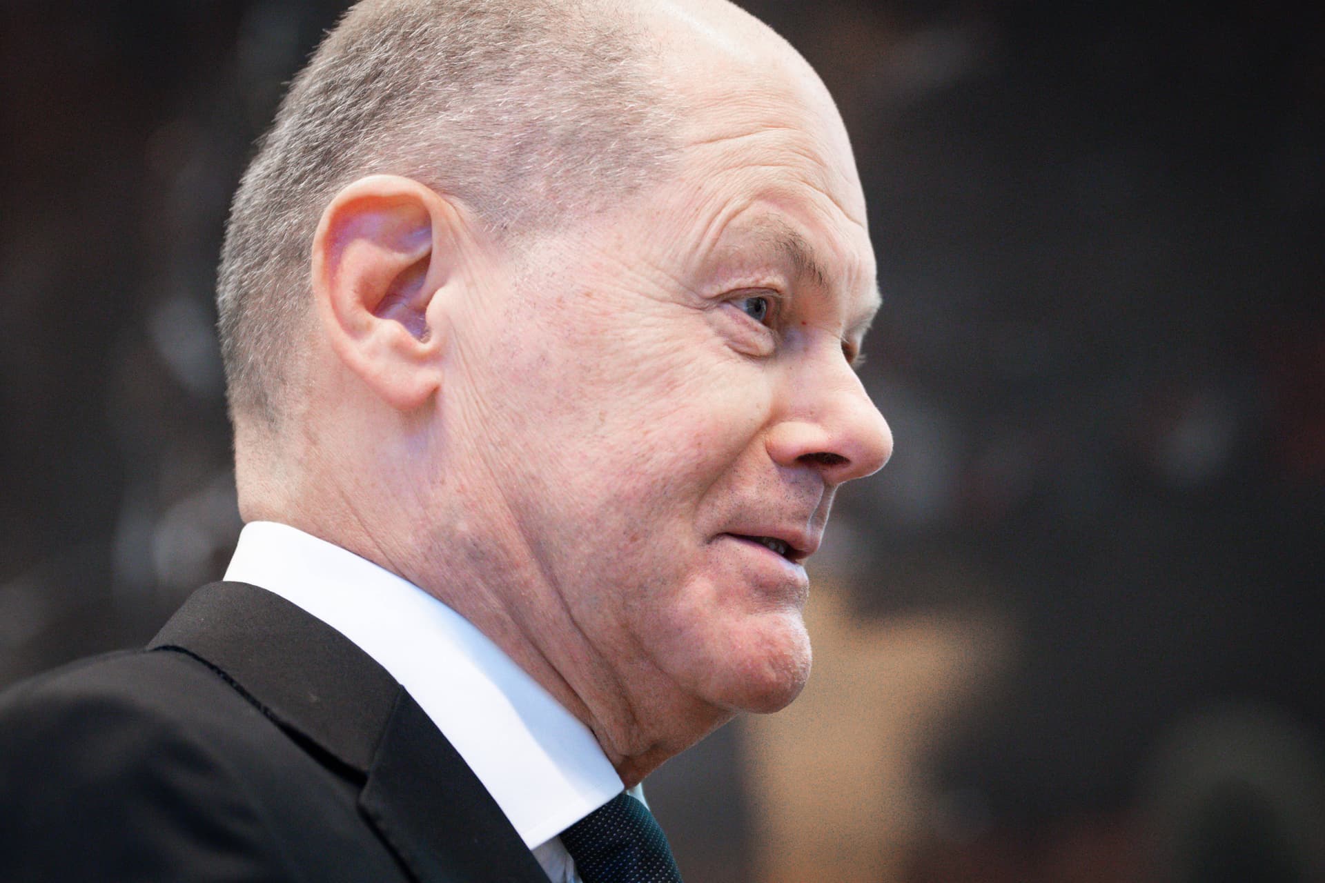 Scholz telefoniert mit US-Präsident Biden: Zusage über weitere 7 Milliarden Euro für Ukraine