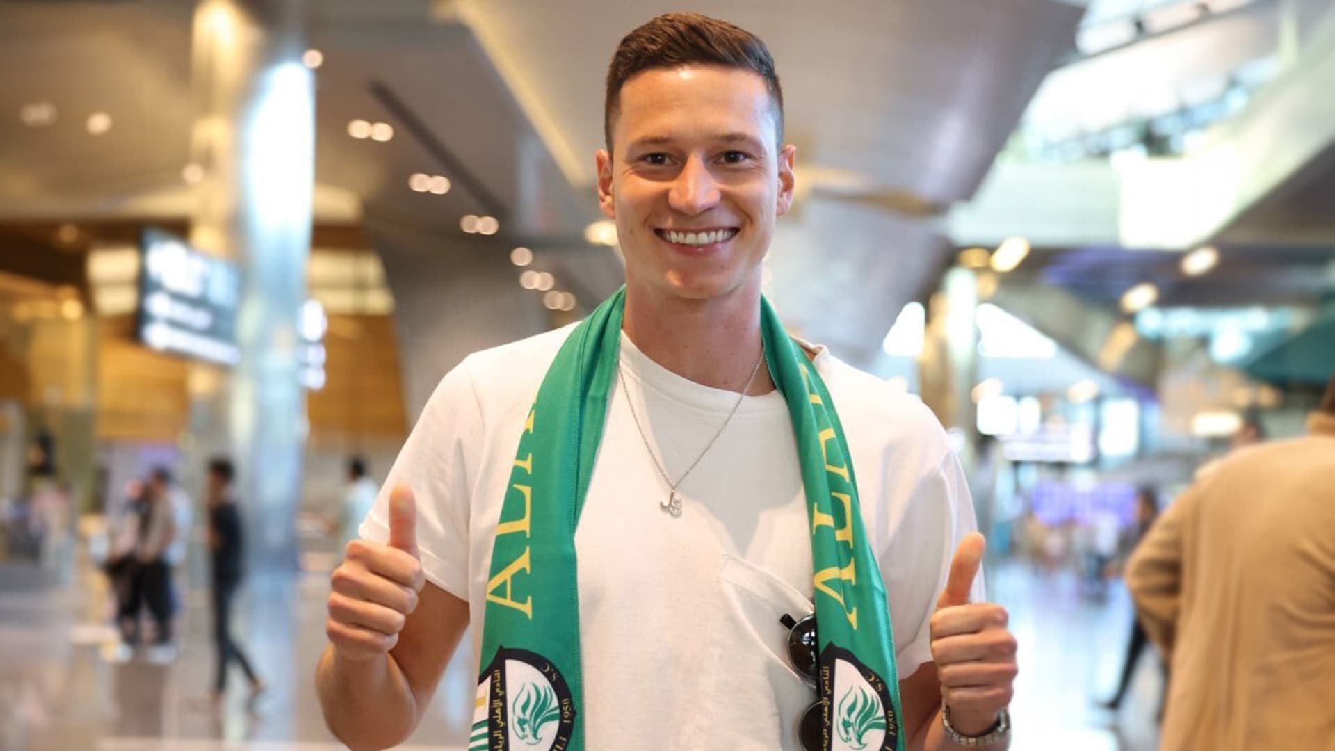 Deutscher Weltmeister wechselt in die Wüste: Draxler schon beim Katar-Medizincheck