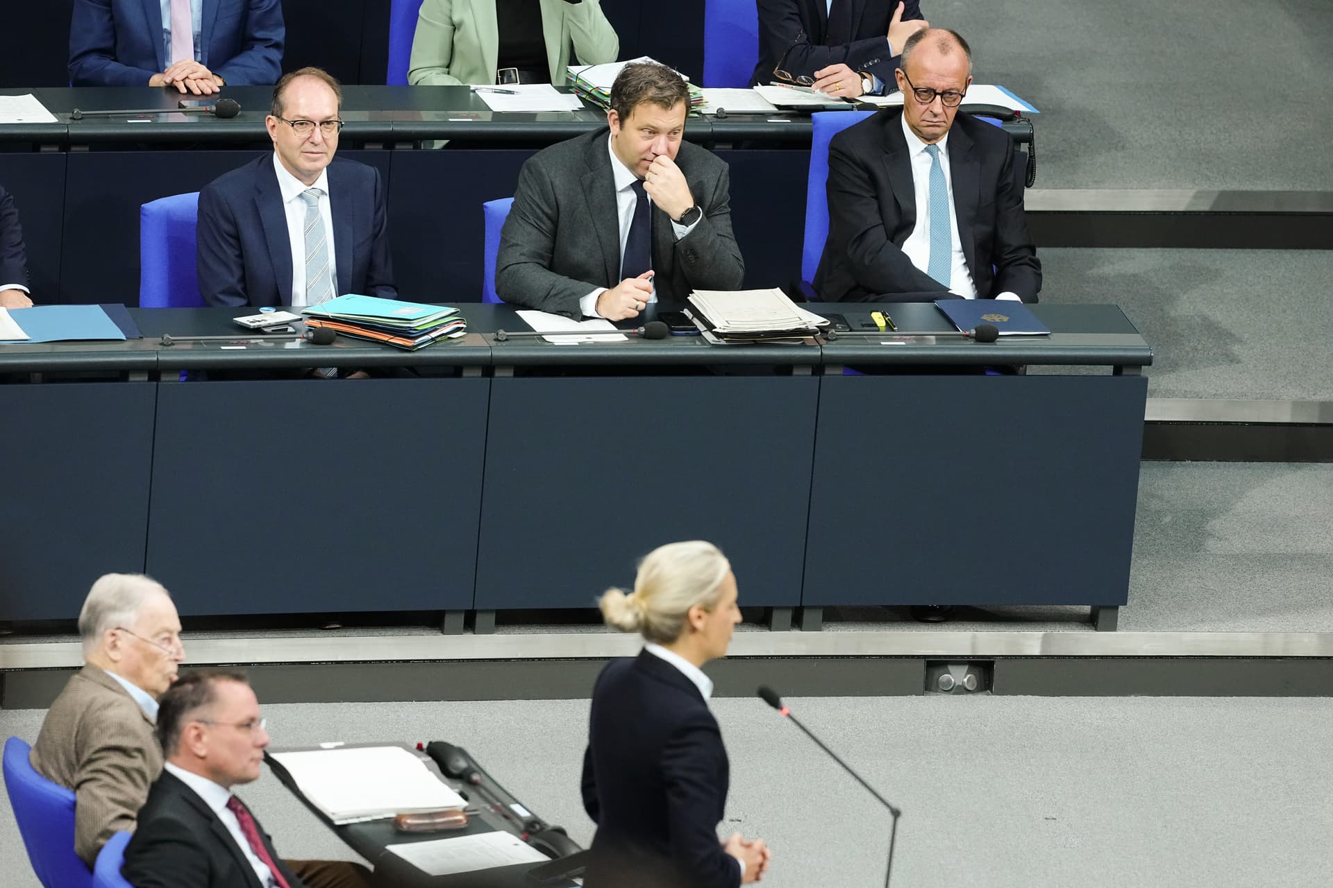 Mehr als 1 Billion Euro in nur 7 Monaten, Kanzler Merz: So viel hat die „Brandmauer“ schon gekostet