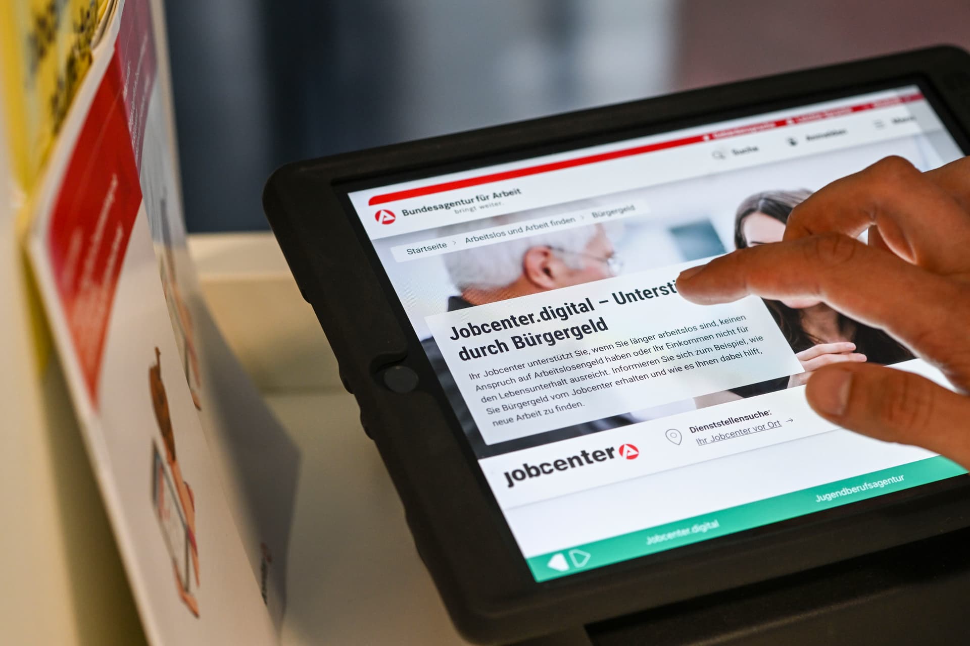 Die Arbeitsagentur gibt es ganz offen zu: Es ist möglich, dass Ukrainer das Bürgergeld-System ausnutzen