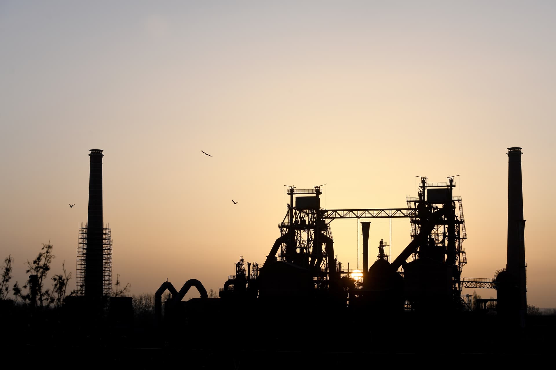Deutsche Wirtschaft stagniert: Milliardenhilfen reißen Löcher in den Staatshaushalt