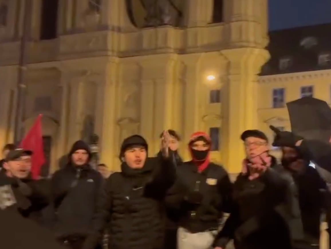 Nach München-Terror greifen Antifa-Chaoten die NIUS-Reporter an!